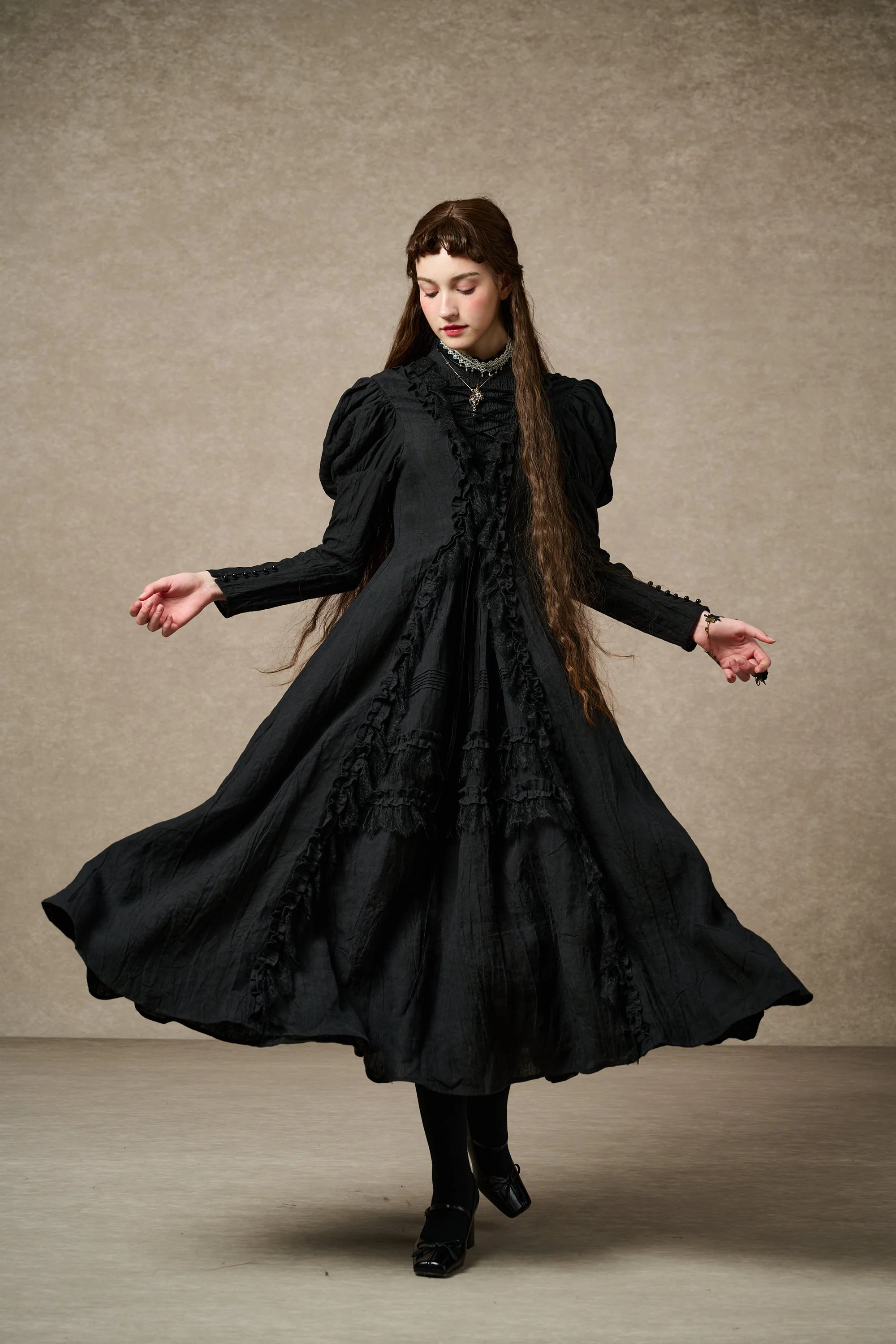 Elizabeth 15 | Victorian Linen Dress - Image 24