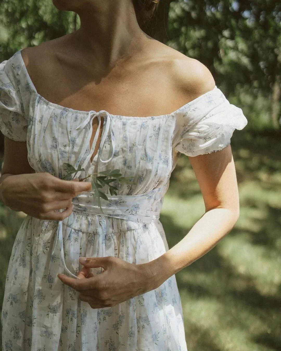 Alice 19 | Floral linen dress - Image 36