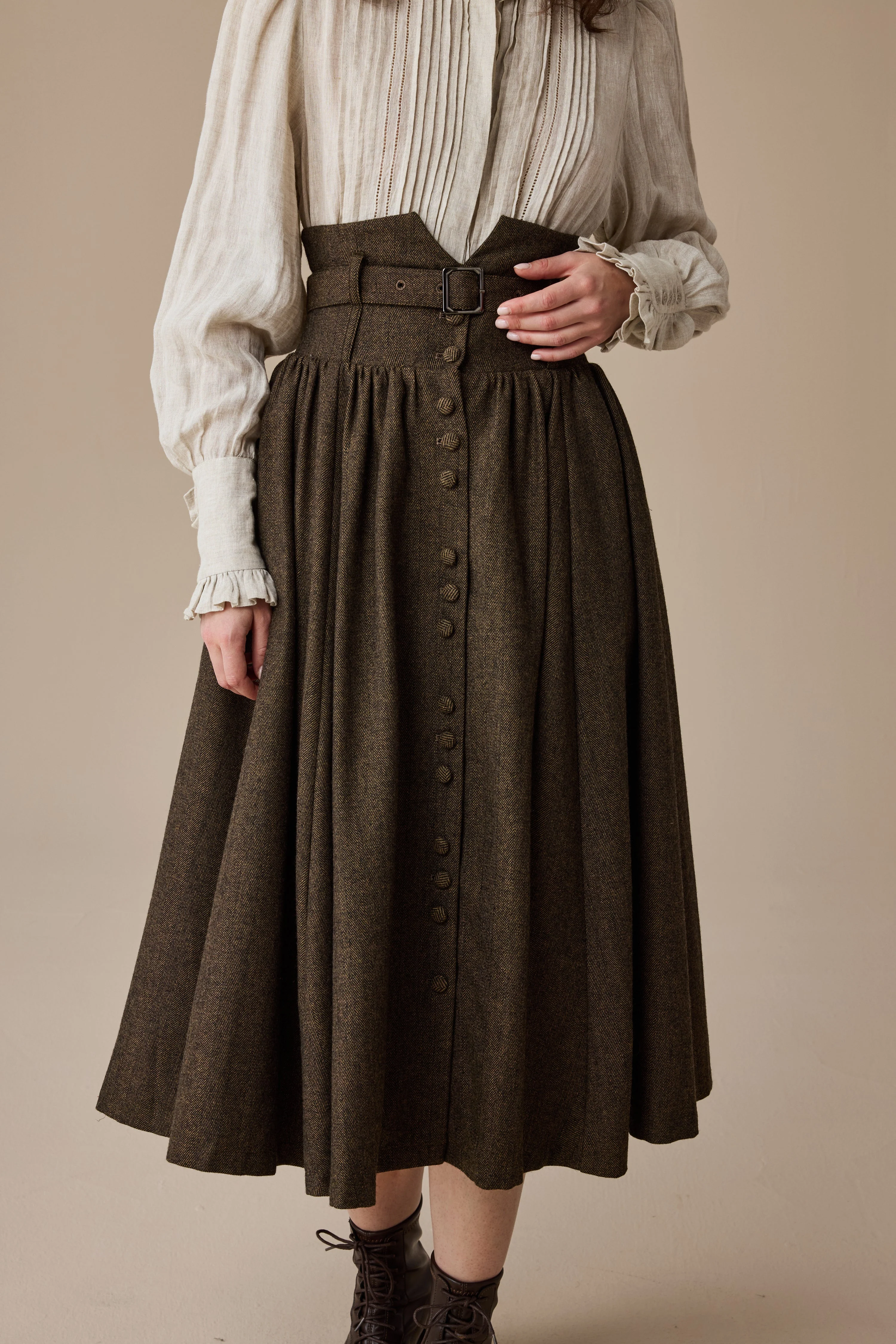 Bette 28 | Retro Belted Wool Skirt - Image 3
