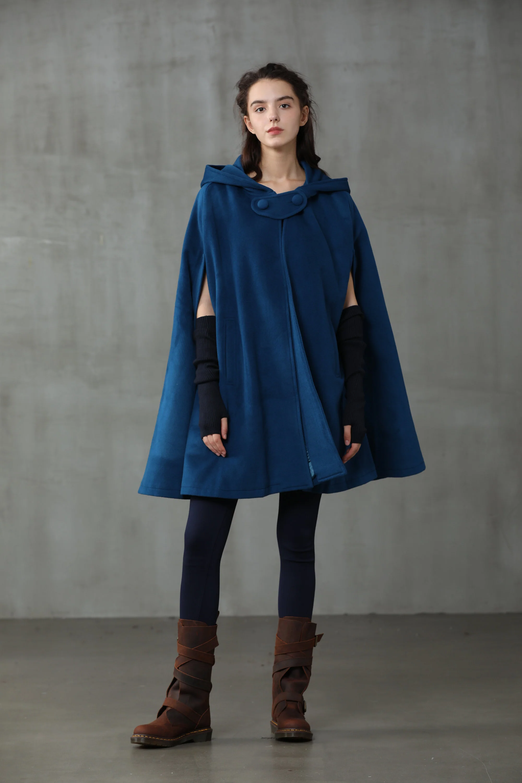 Chrismas Capsule | Wool Cape - Image 12