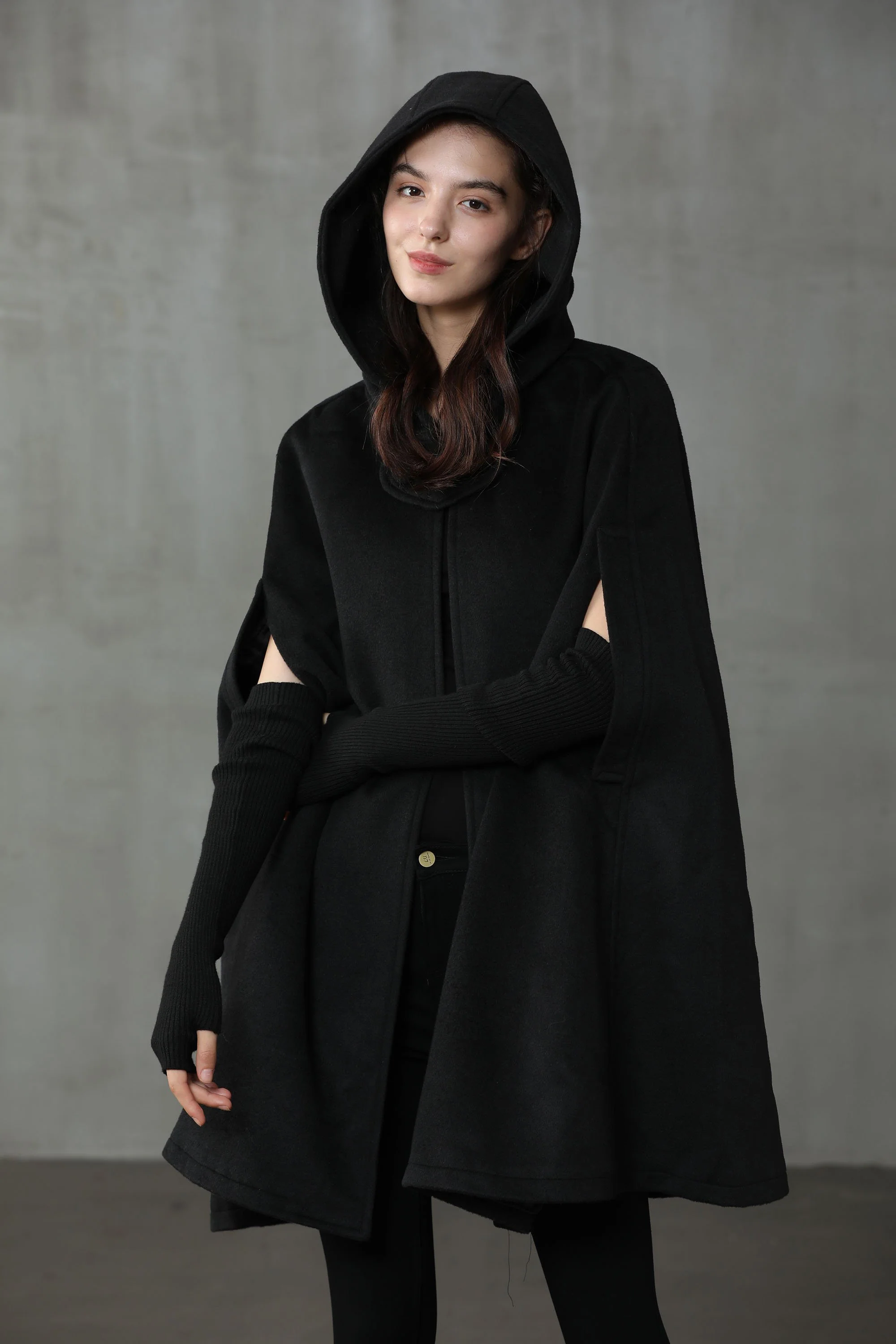Chrismas Capsule | Wool Cape - Image 7