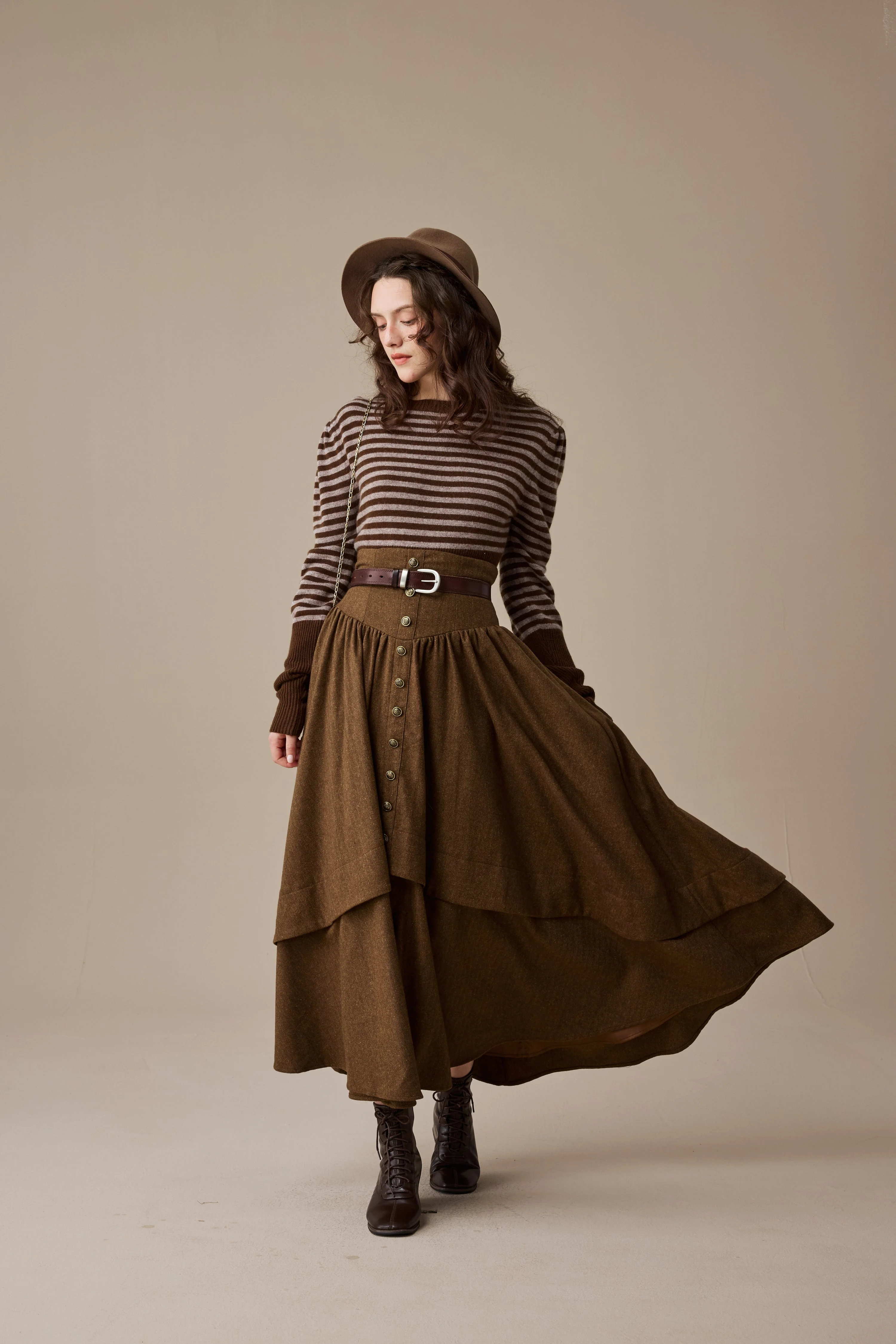 Christina 19 |Retro Layered Wool Skirt - Image 12