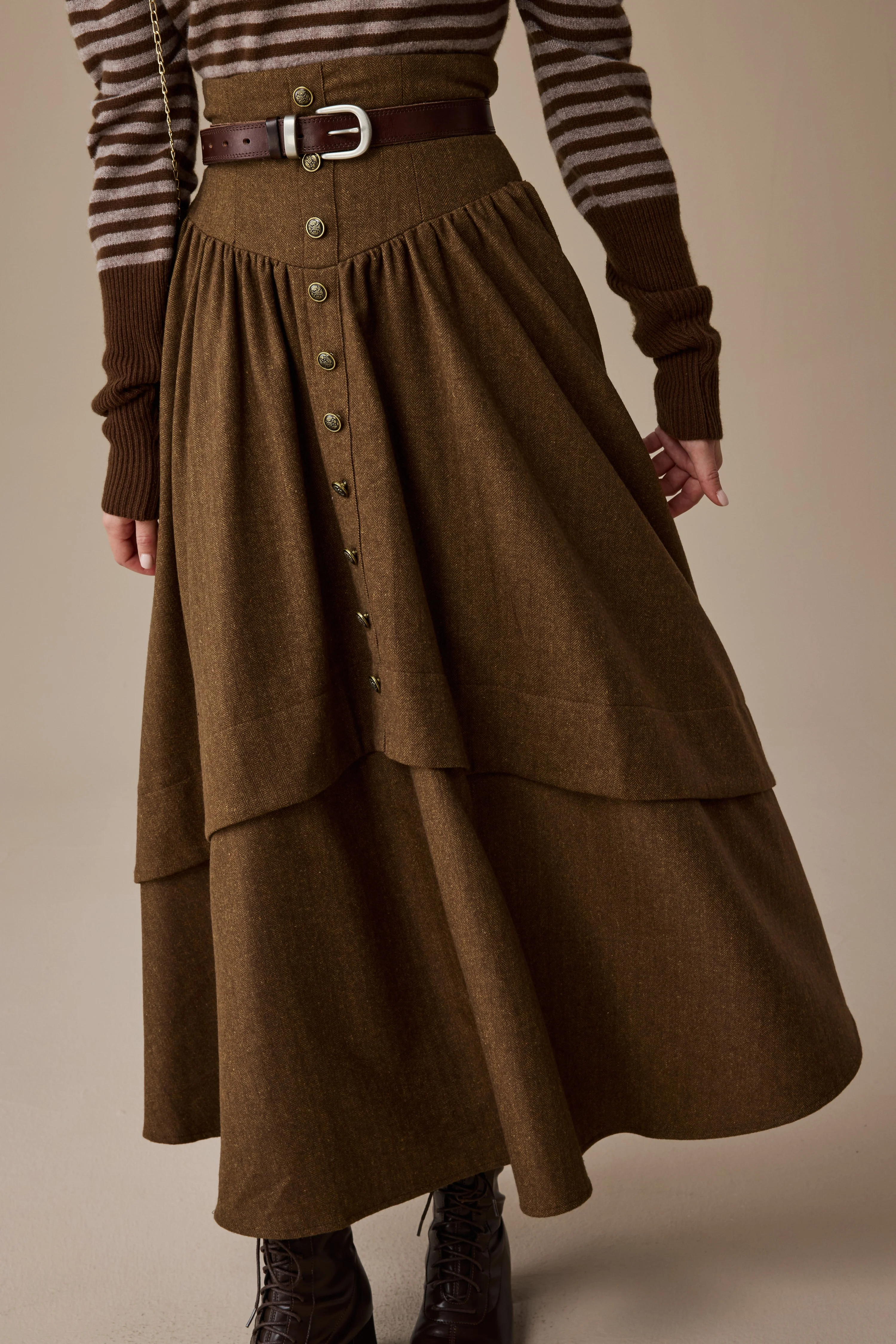 Christina 19 |Retro Layered Wool Skirt - Image 17
