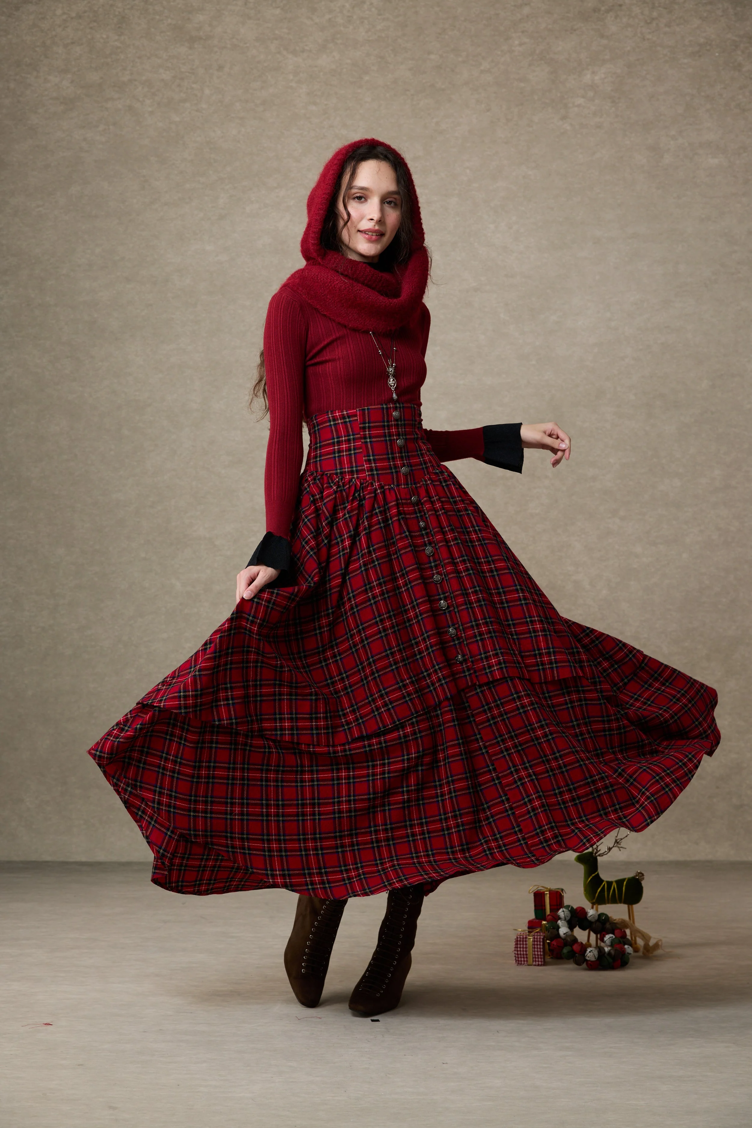 Christina 19 |Retro Layered Wool Skirt - Image 23