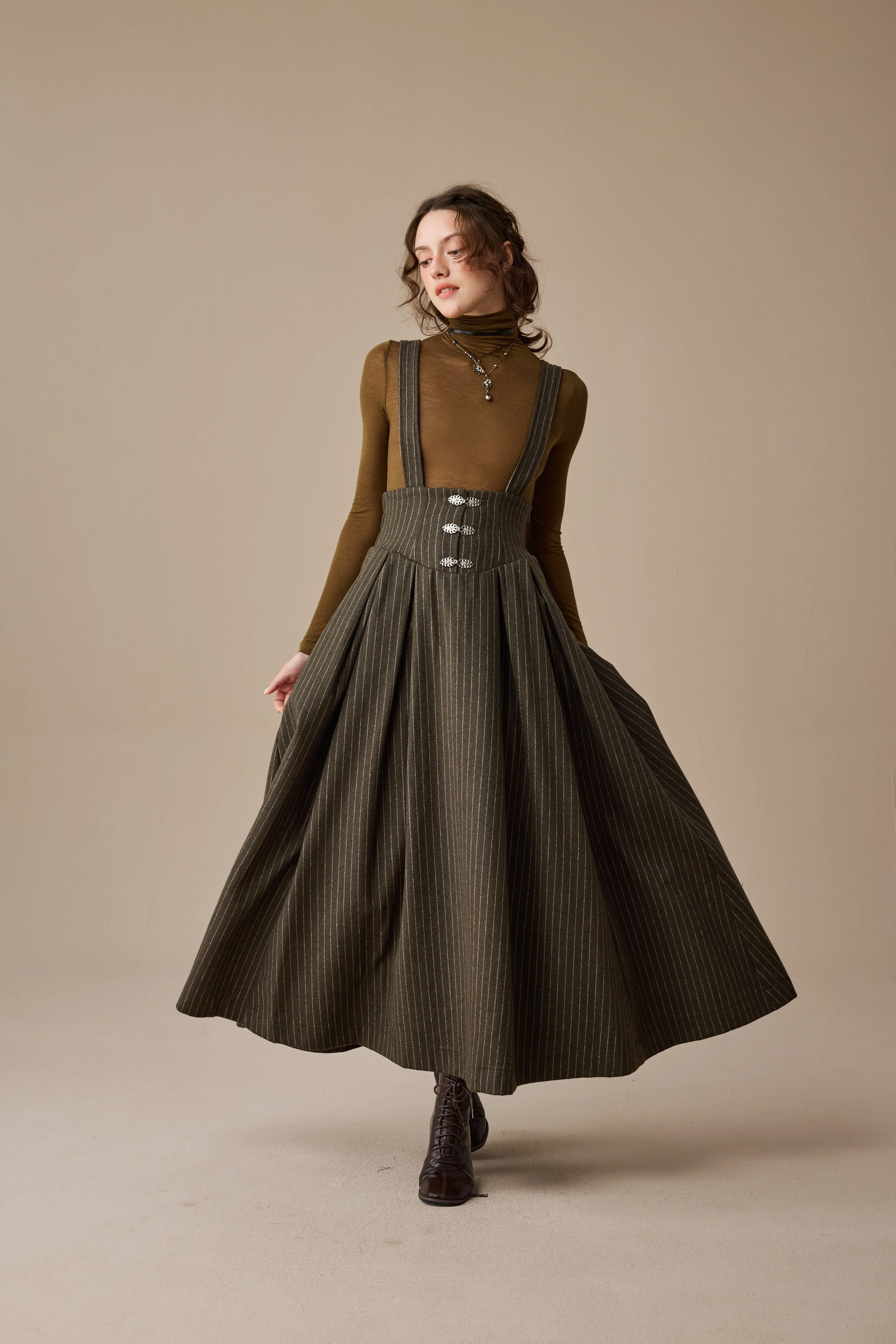 Clarise 22 |Retro Wool Skirt & Cape (2 pieces) - Image 11