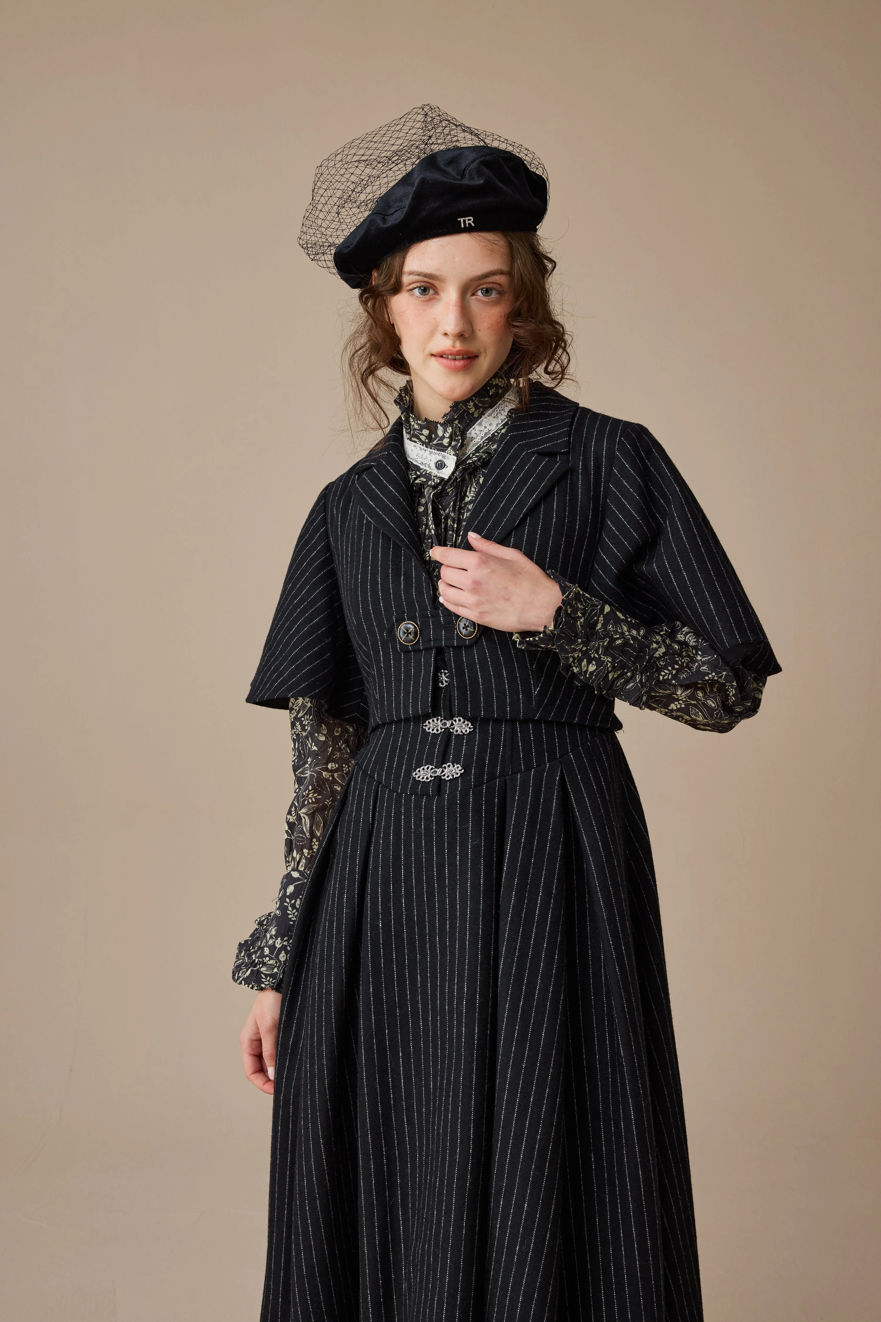Clarise 22 |Retro Wool Skirt & Cape (2 pieces) - Image 16