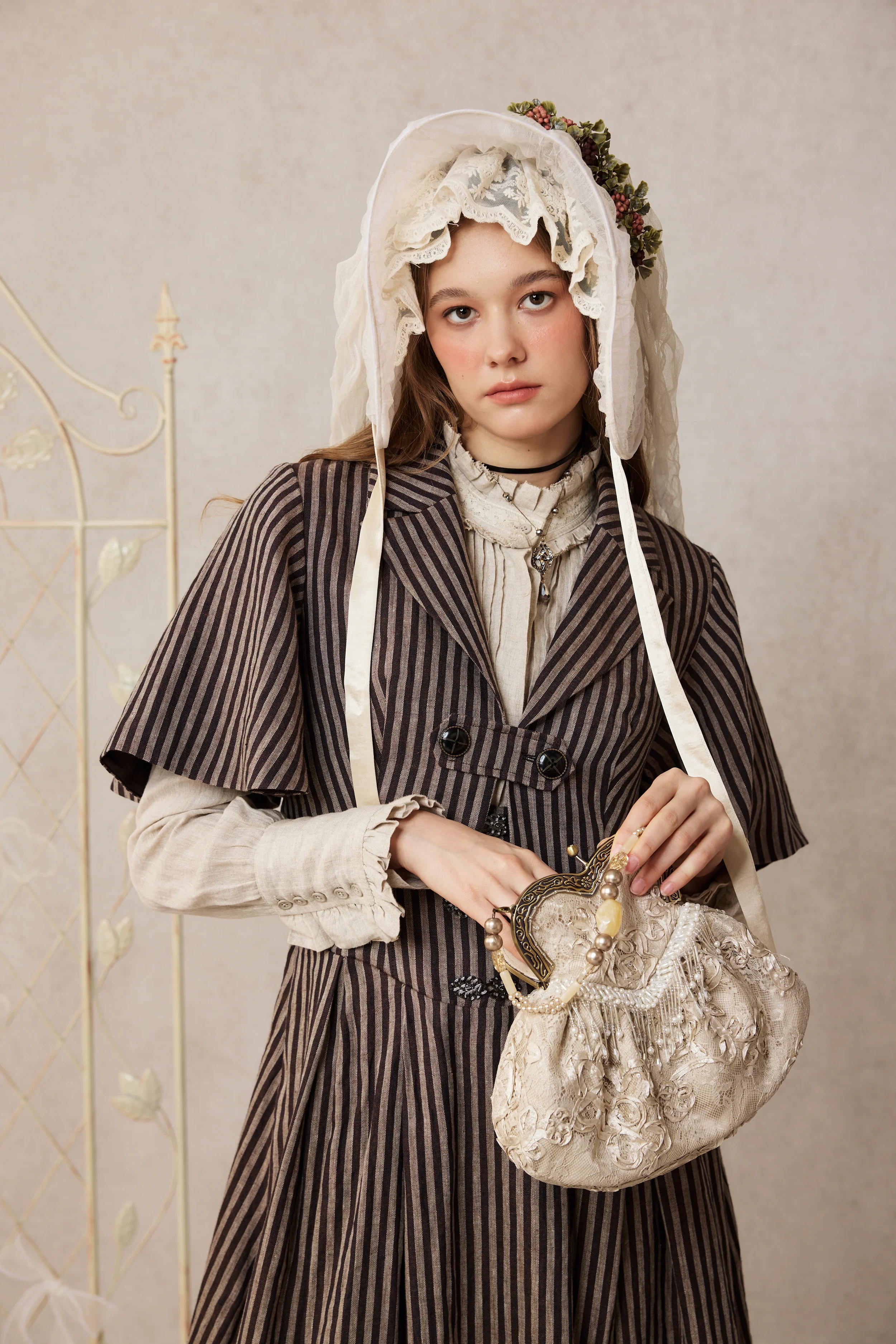 Clarise 22 |Retro Linen Skirt & Cape (2 pieces) - Image 10