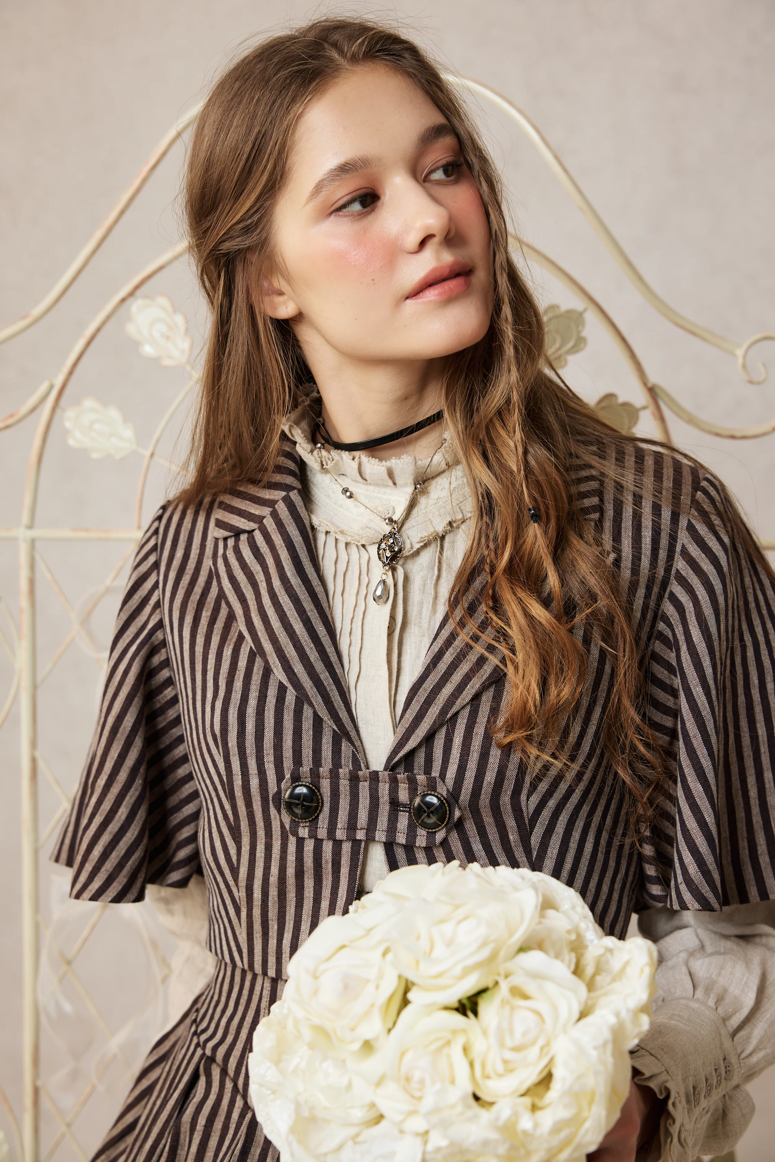 Clarise 22 |Retro Linen Skirt & Cape (2 pieces) - Image 14