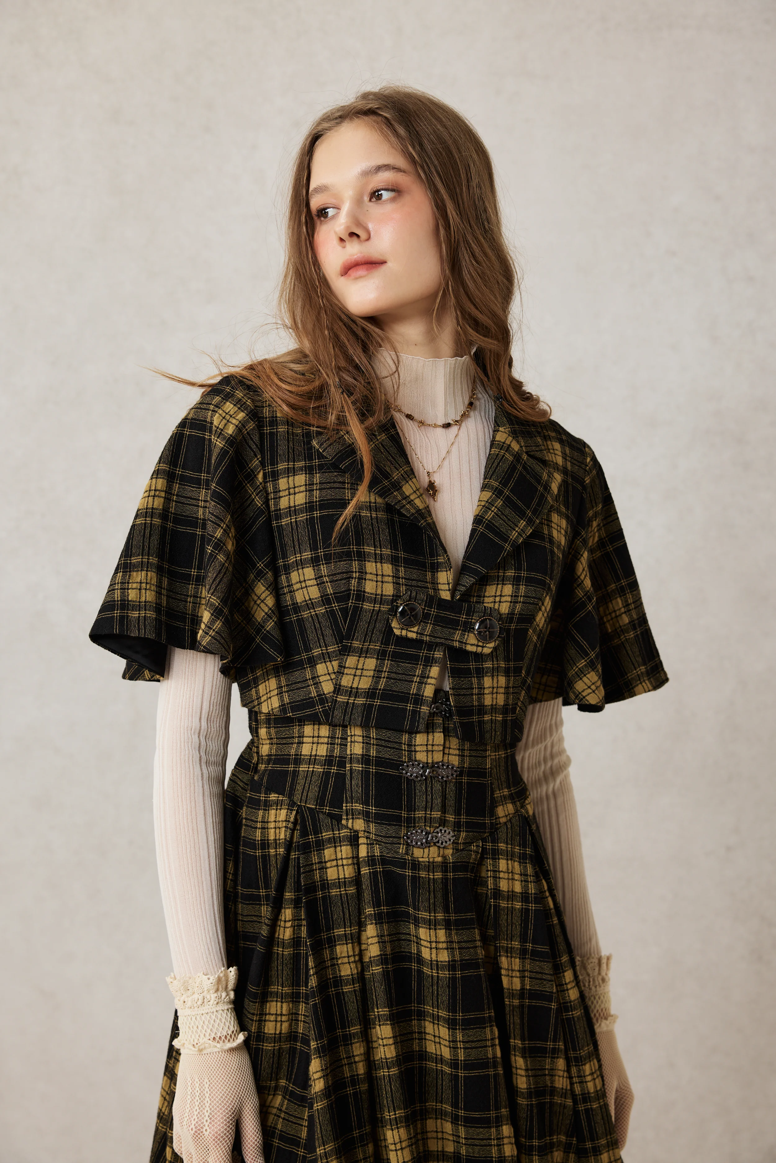 Clarise 22 |Retro Linen Skirt & Cape (2 pieces) - Image 21