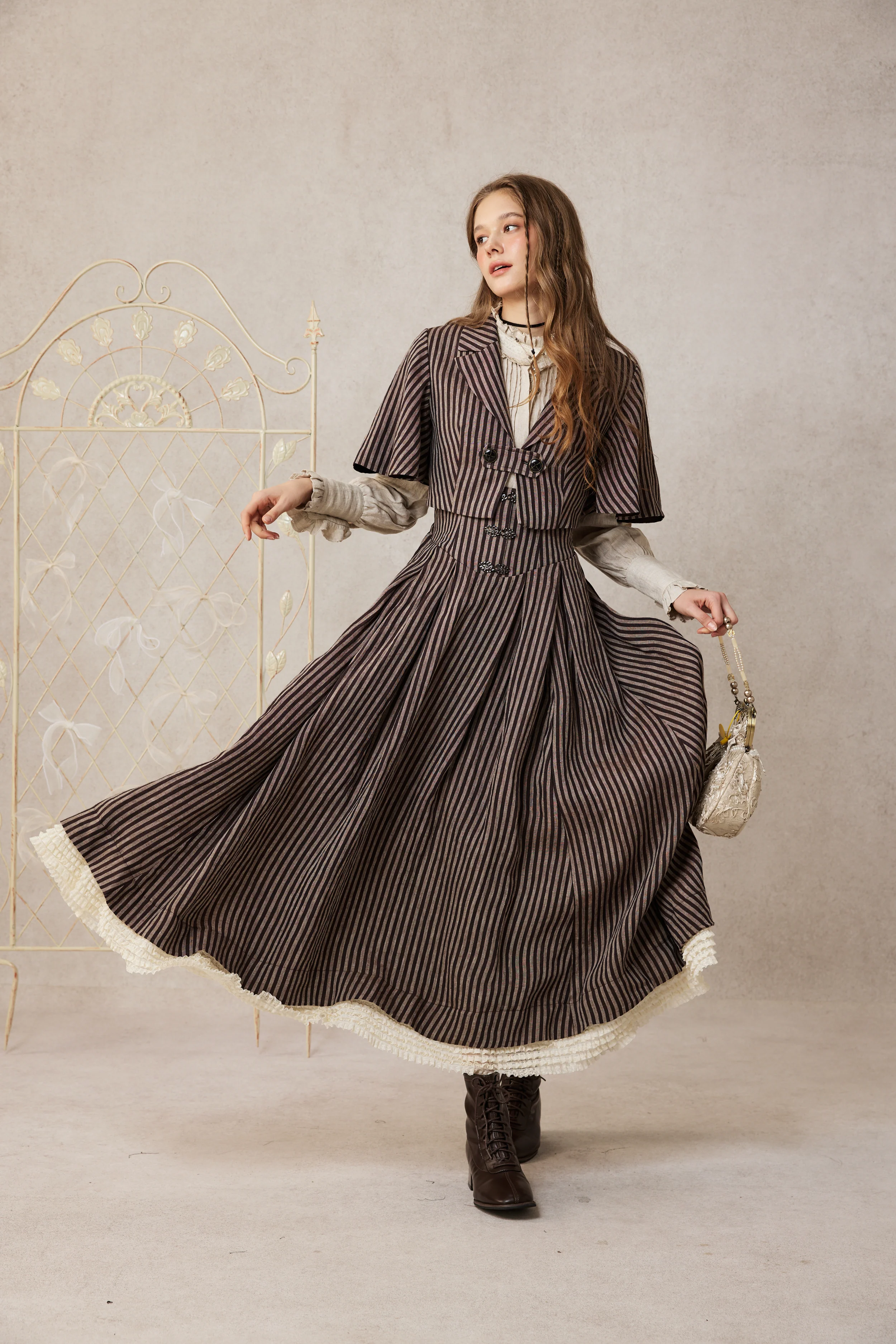 Clarise 22 |Retro Linen Skirt & Cape (2 pieces) - Image 5