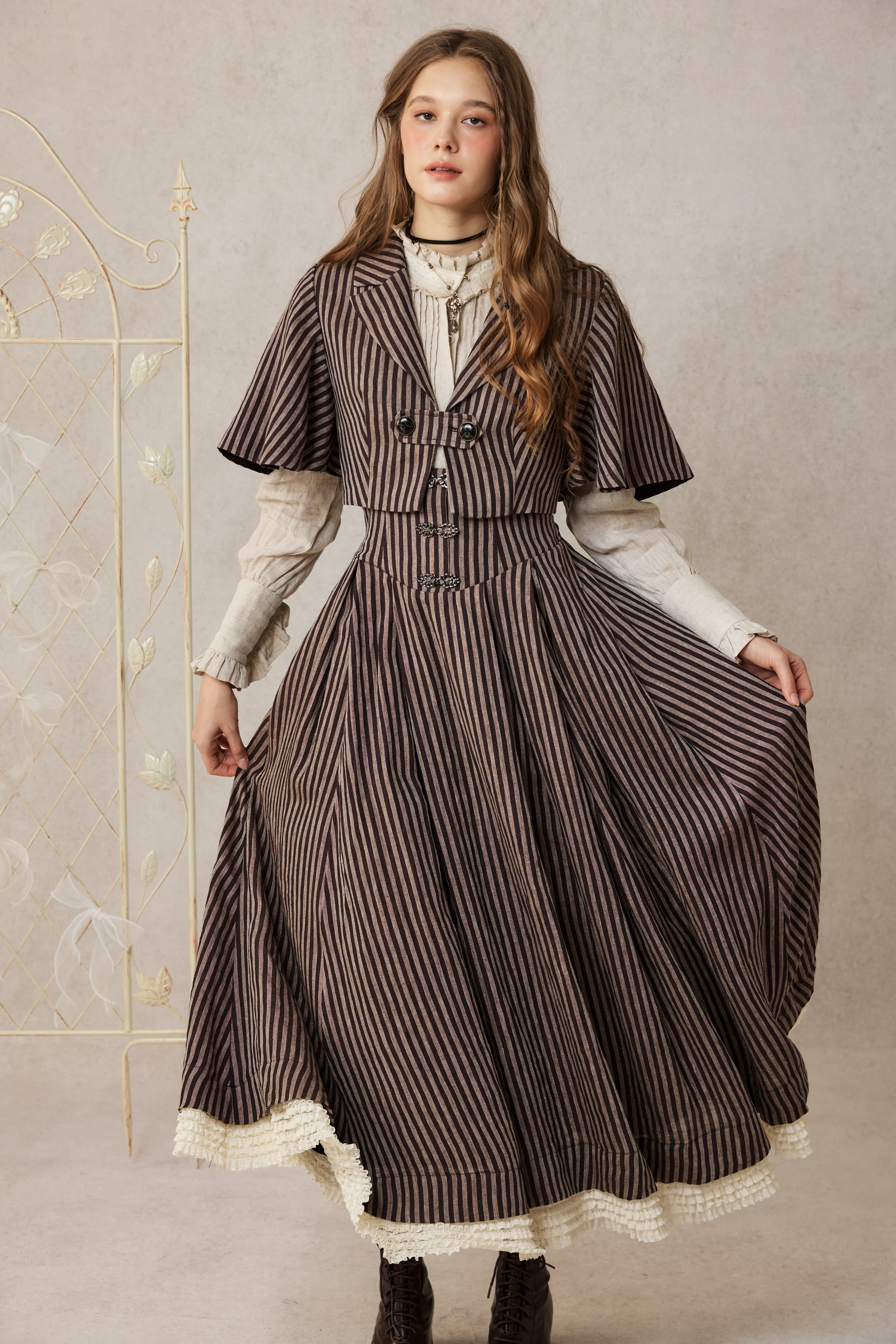 Clarise 22 |Retro Wool Skirt & Cape (2 pieces) - Image 13