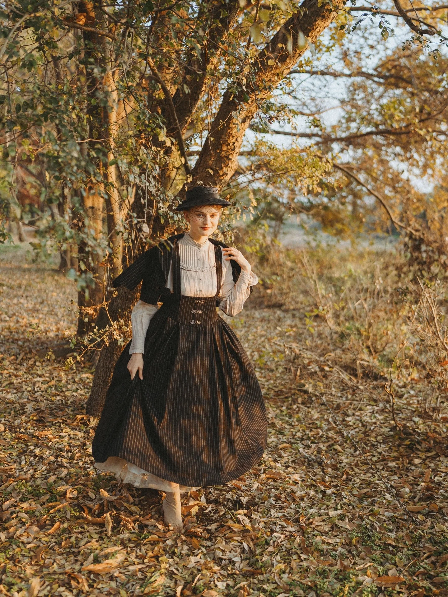 Clarise 22 |Retro Wool Skirt & Cape (2 pieces) - Image 26
