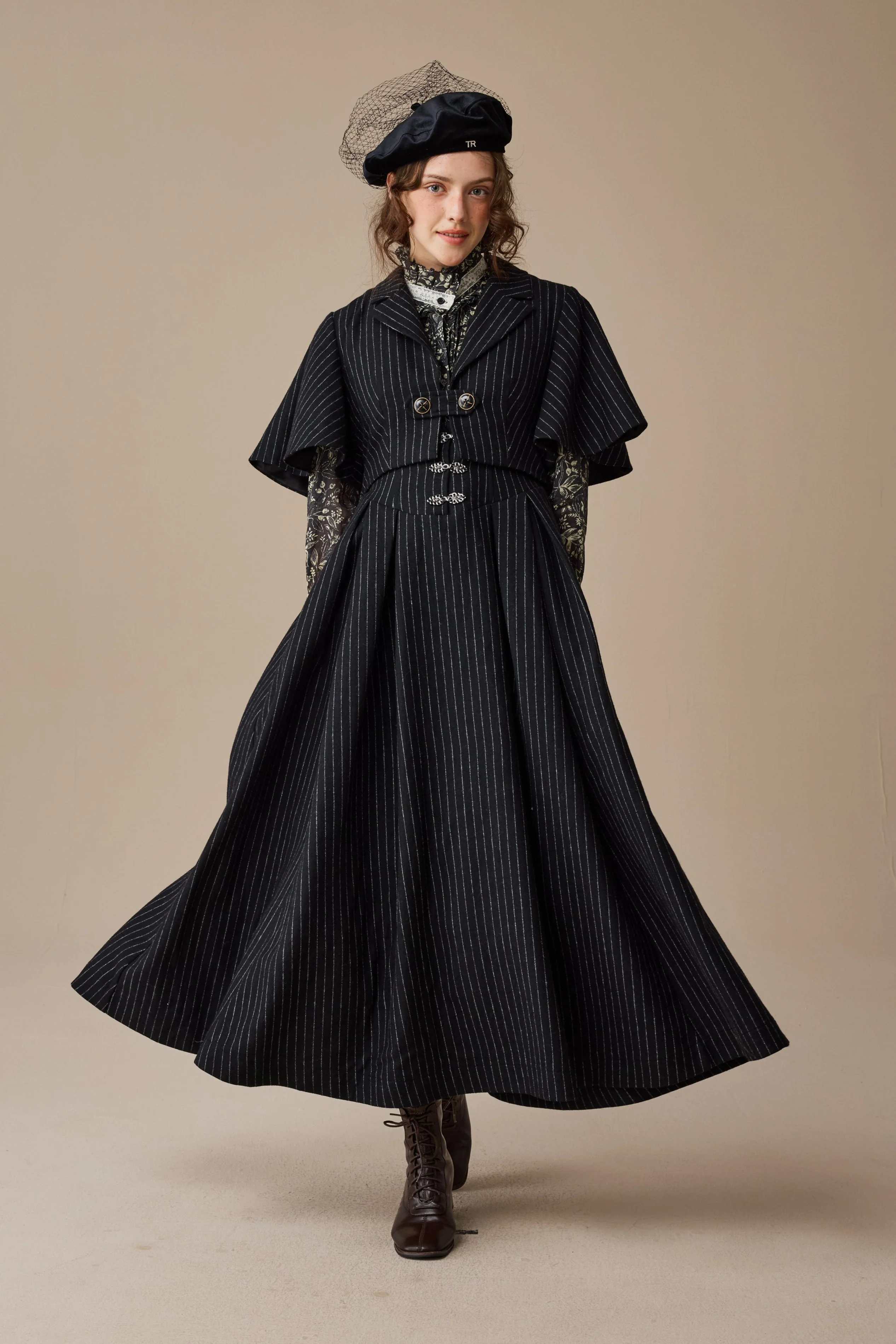 Clarise 22 |Retro Wool Skirt & Cape (2 pieces) - Image 12