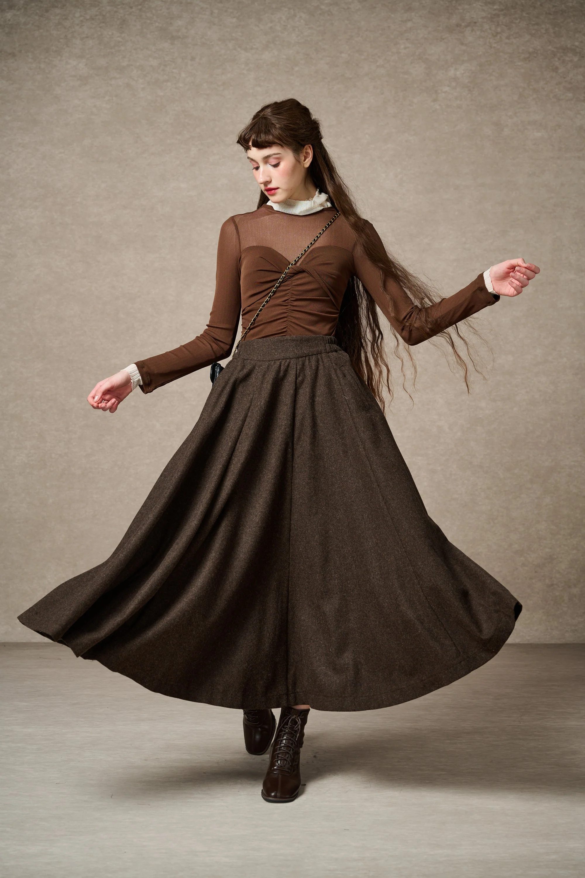 The Soft Lawn 12 | Midi Wool Skirt - Image 15