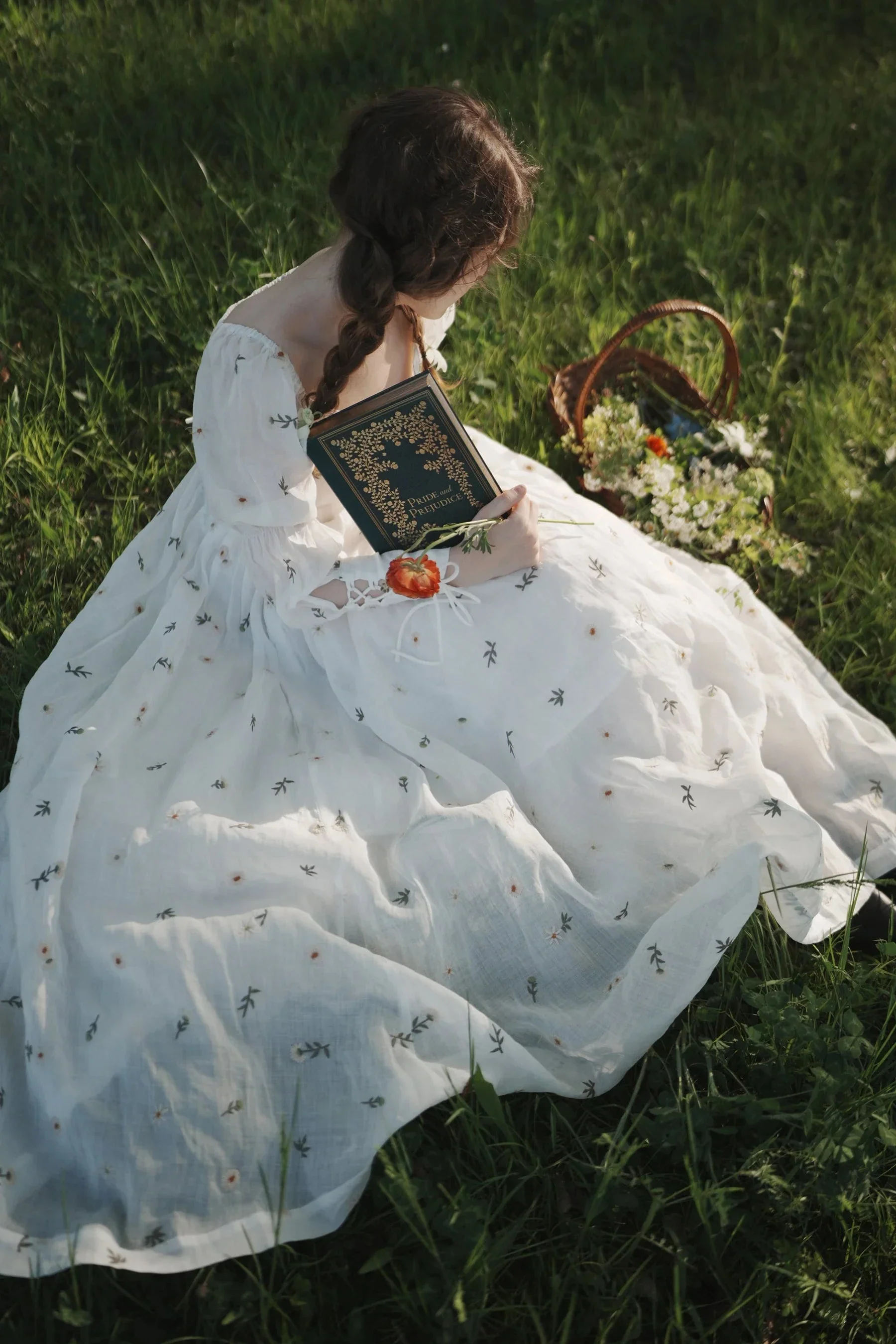 PHOENIX 24 | REGENCY LACE-UP LINEN DRESS - Image 40