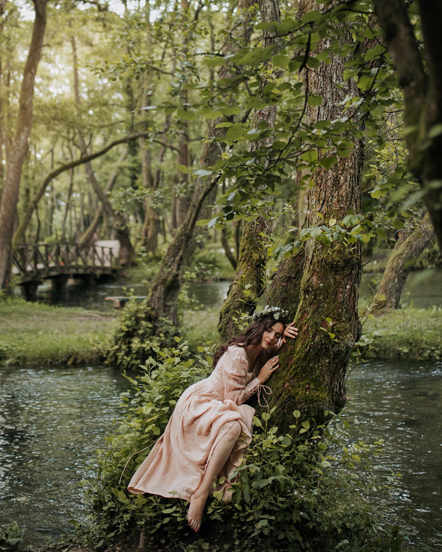 Sakura 21 | Lace-up maxi linen dress - Image 7