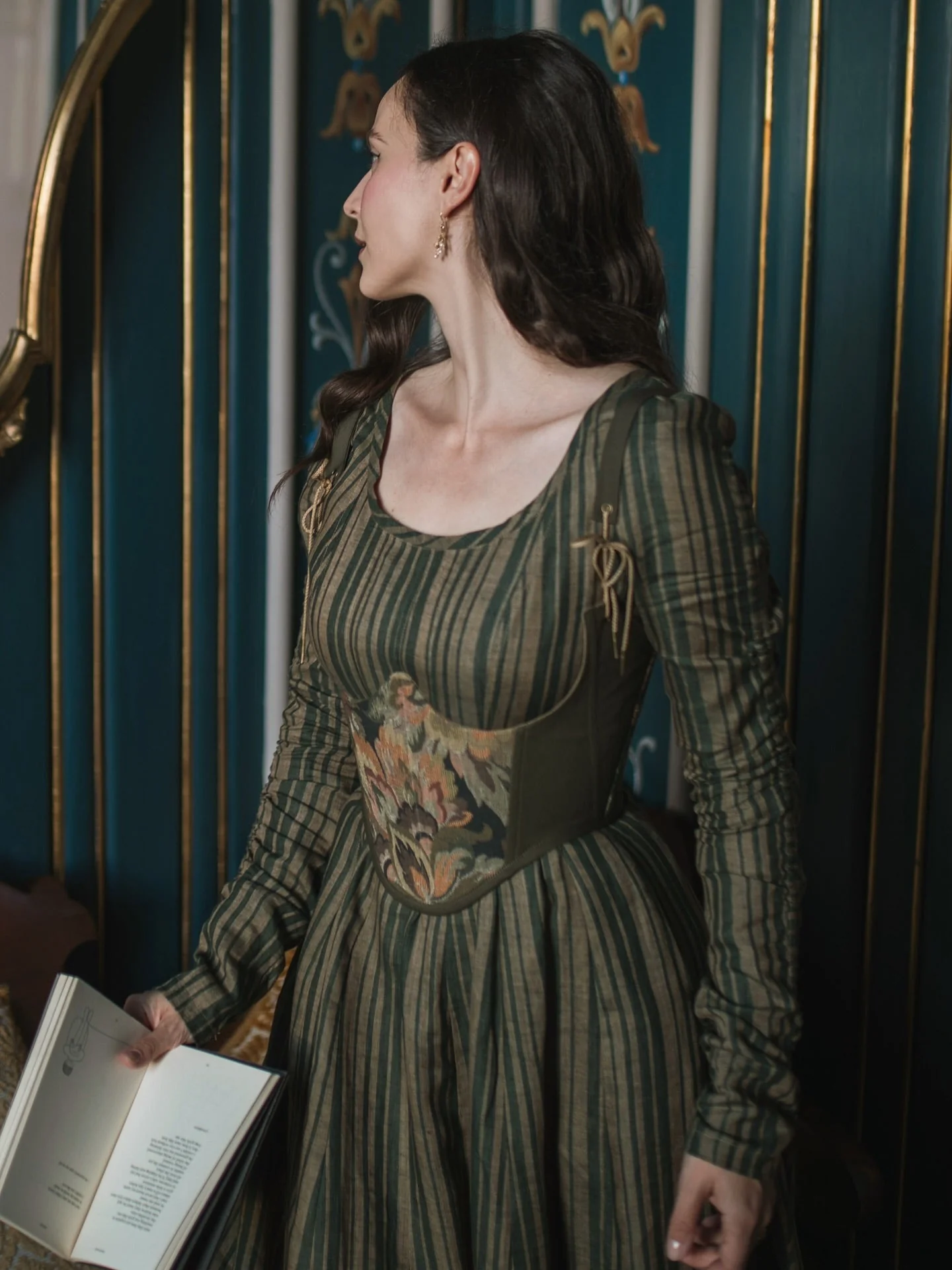 Crystal 17 | Victorian maxi linen dress - Image 2