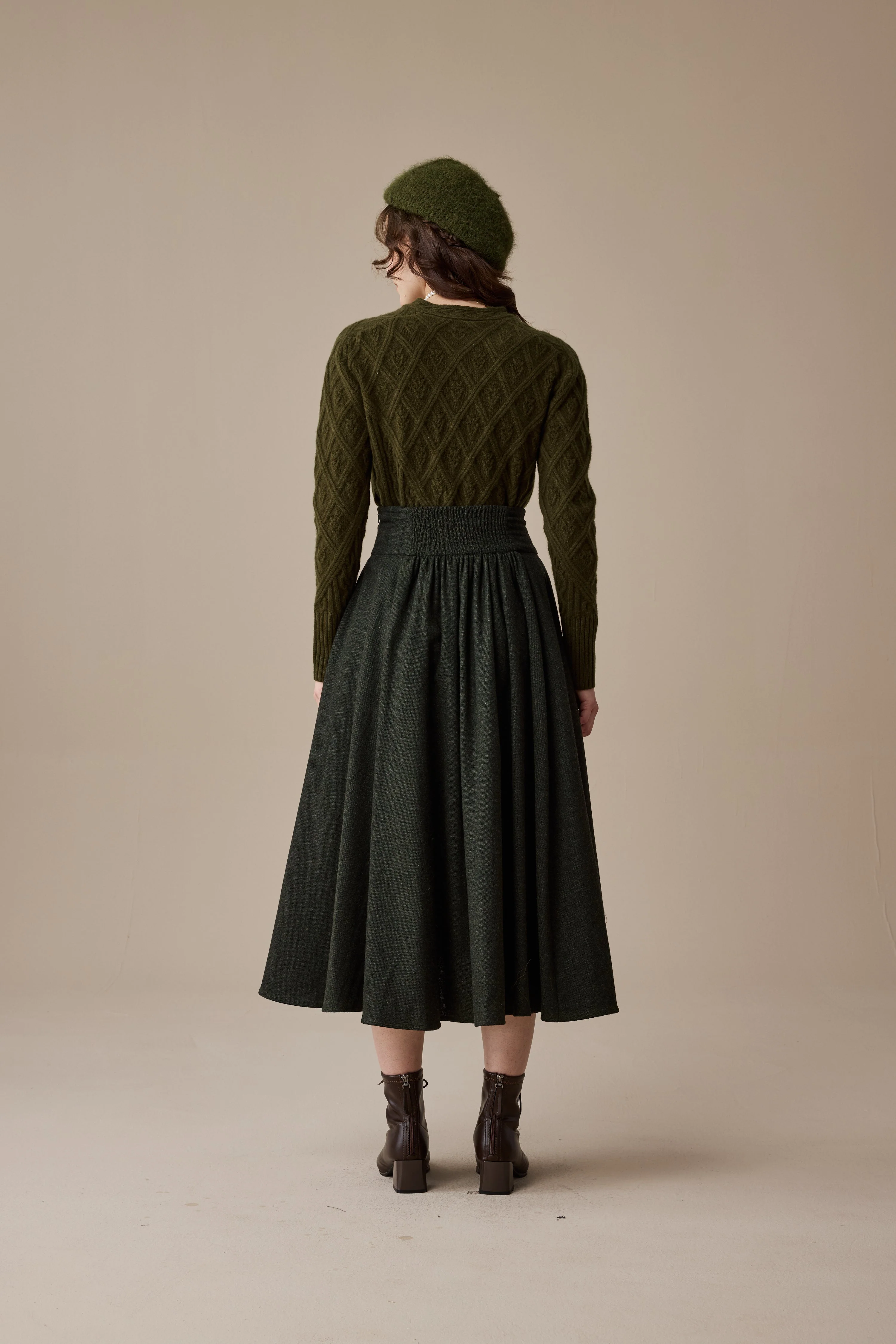 Cynthia 16 | Adjustable wool skirt - Image 12