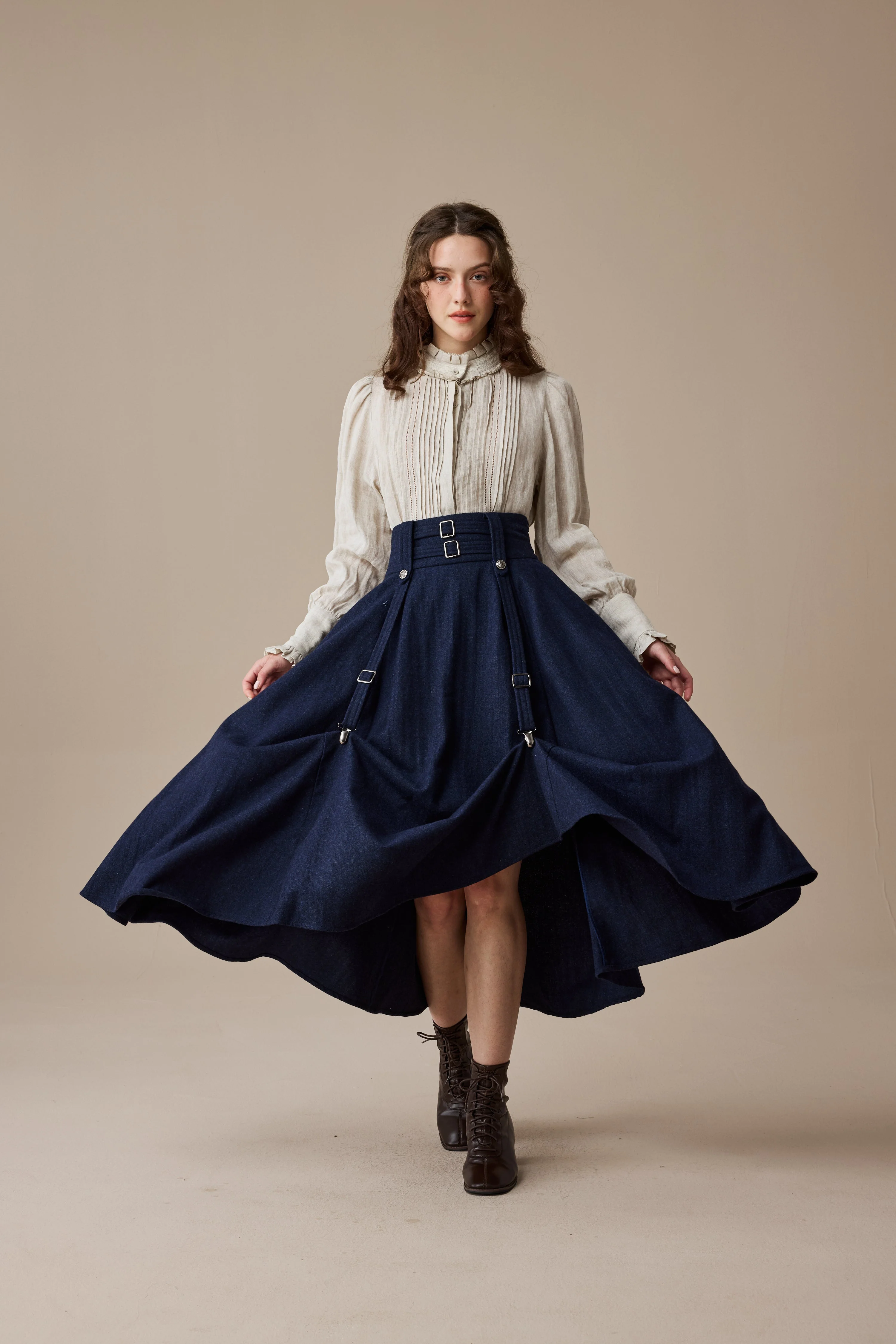 Cynthia 16 | Adjustable wool skirt - Image 18