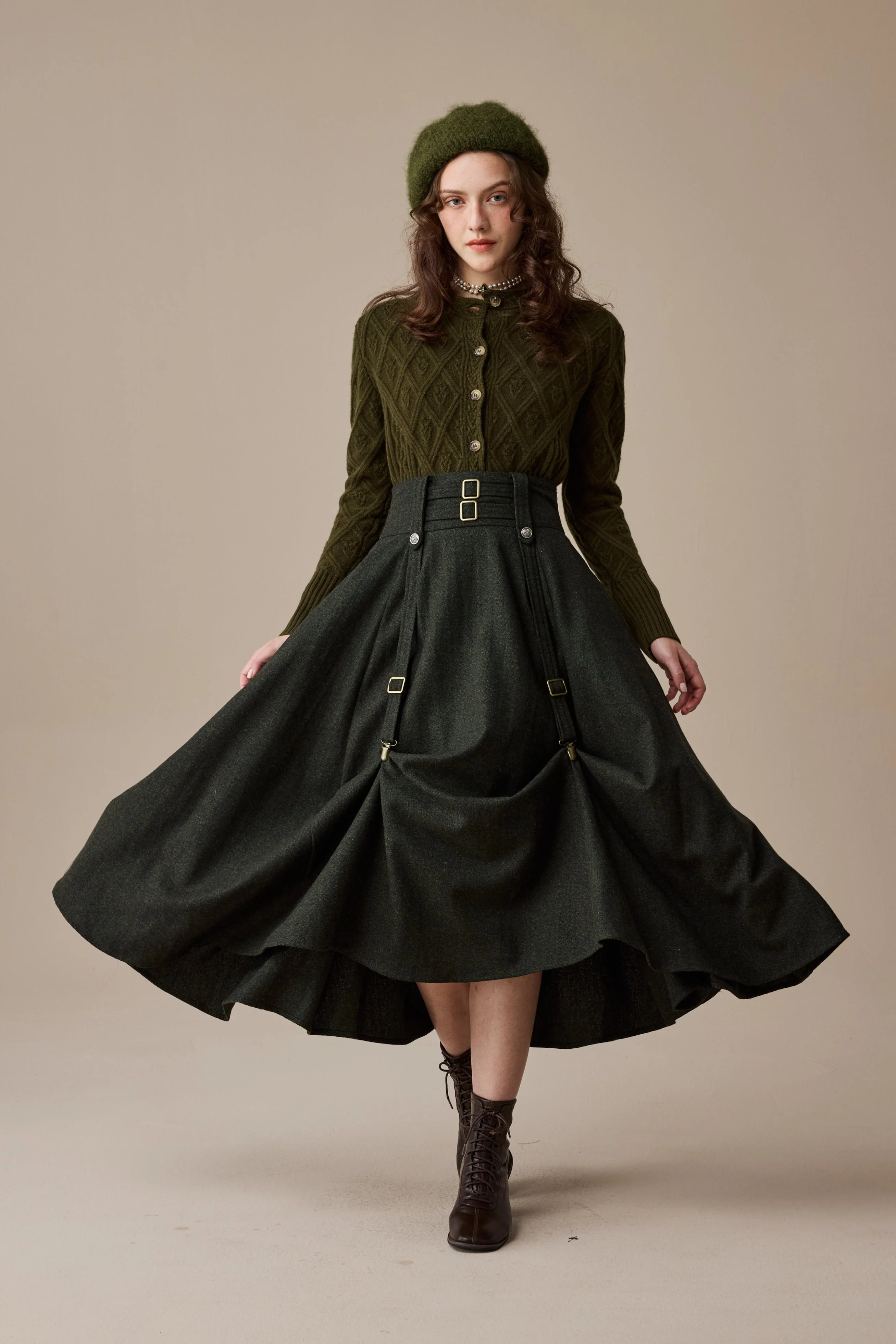 Cynthia 16 | Adjustable wool skirt - Image 11
