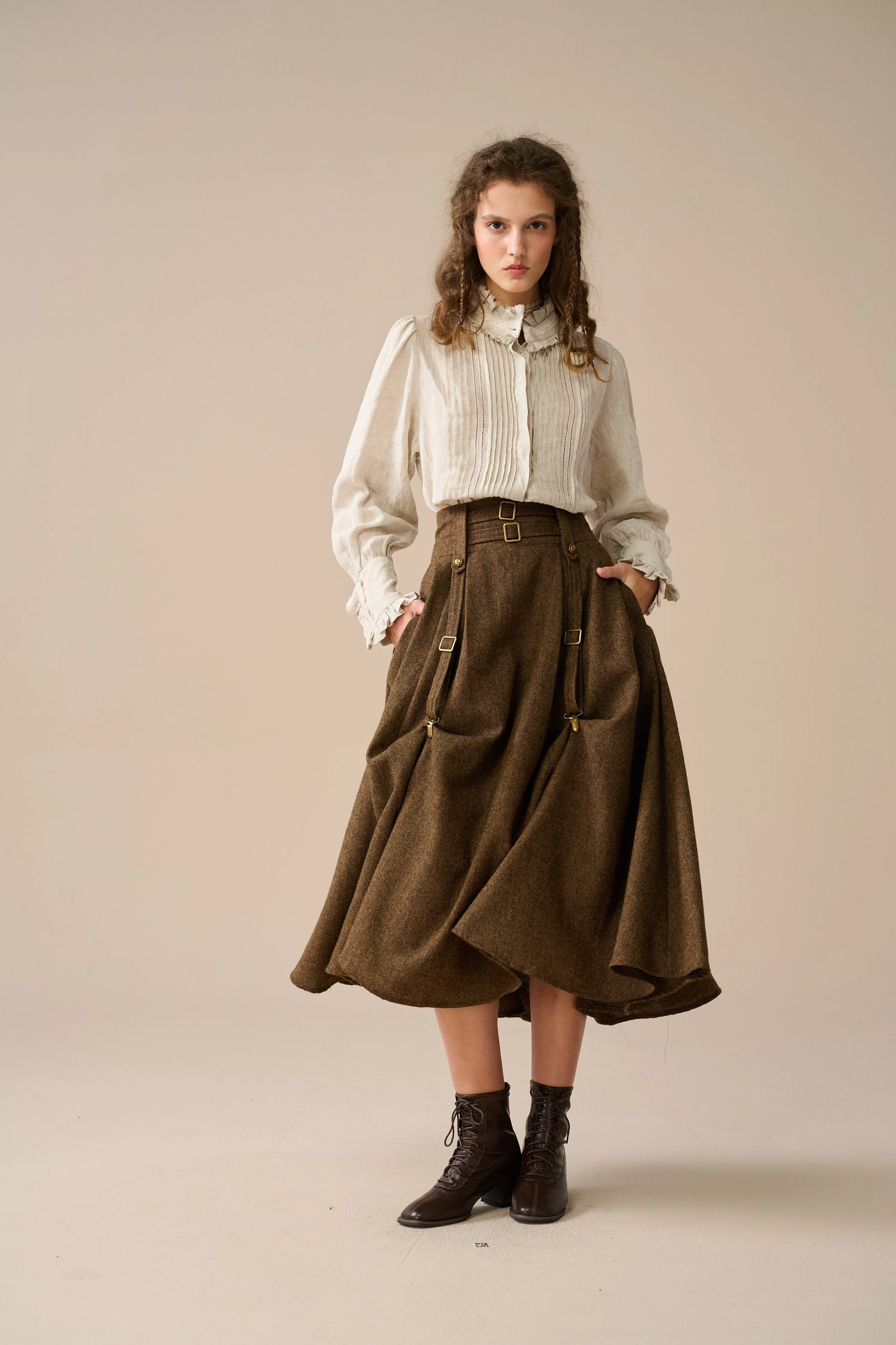 Cynthia 16 | Adjustable wool skirt - Image 8