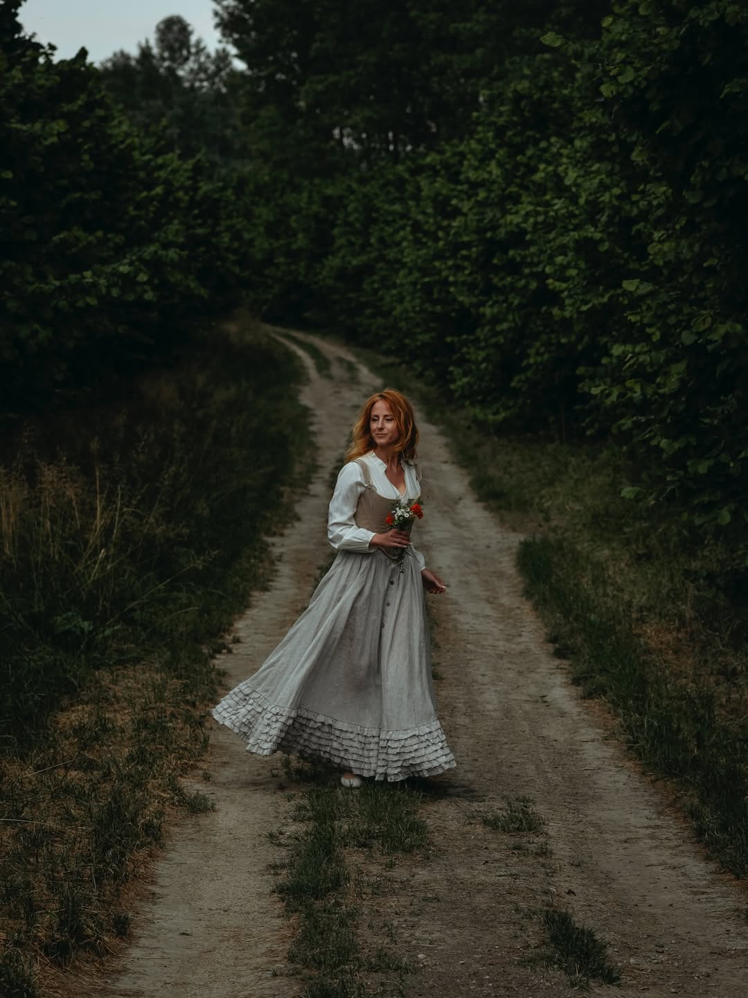 Dorothy 27 | Ruffled maxi linen skirt - Image 4