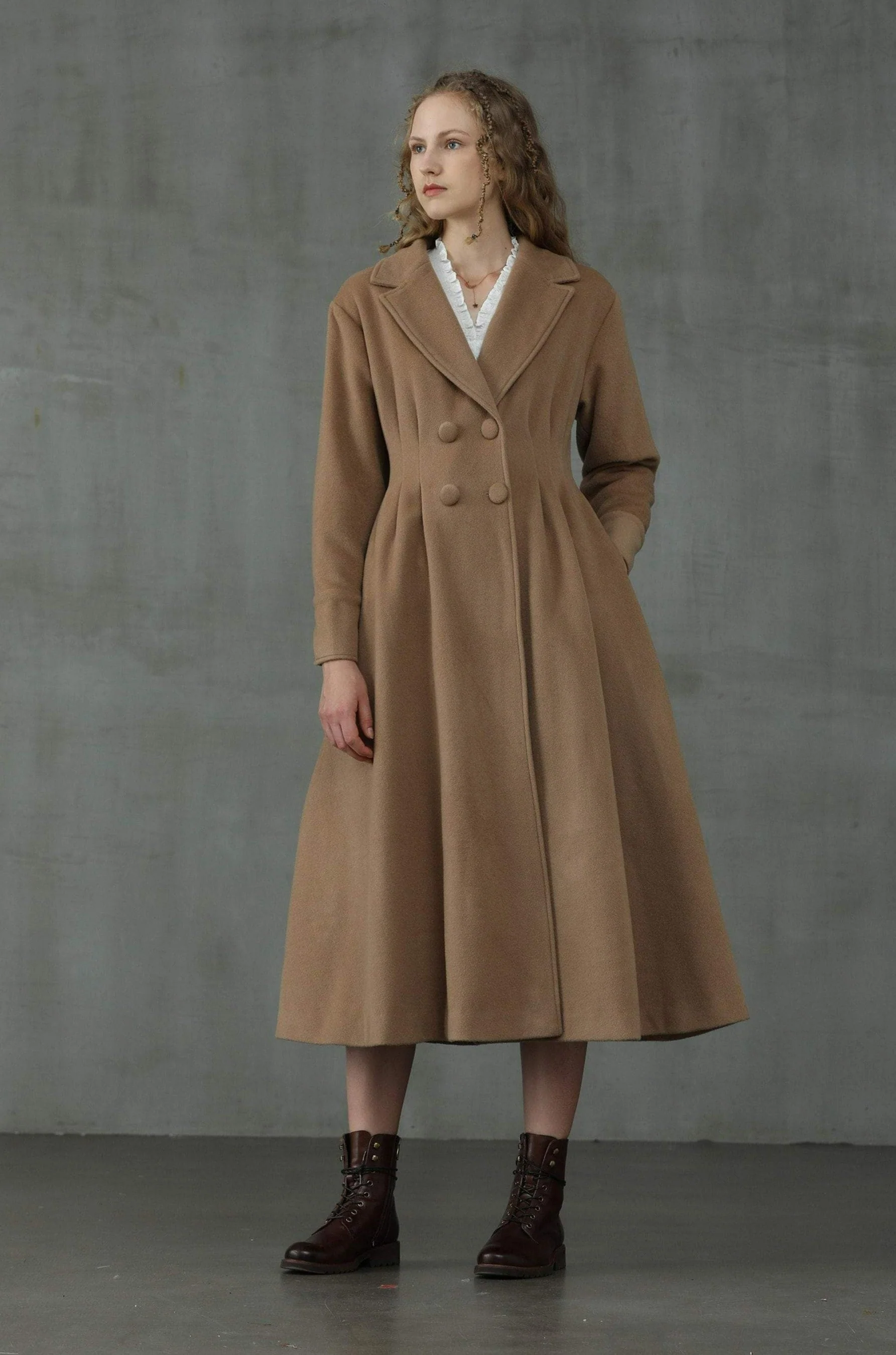 A ROMANCE 31 | DOUBLE BREASTED WOOL COAT - Image 16