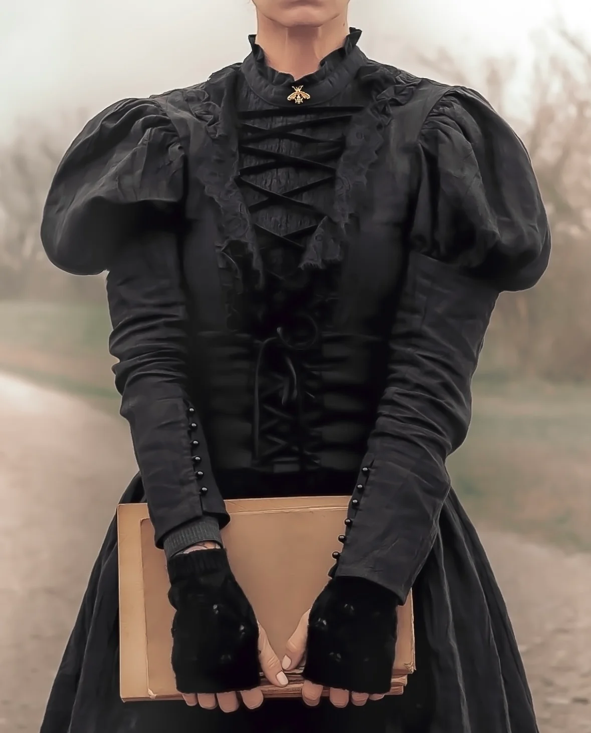 Elizabeth 15 | Victorian Linen Dress - Image 3