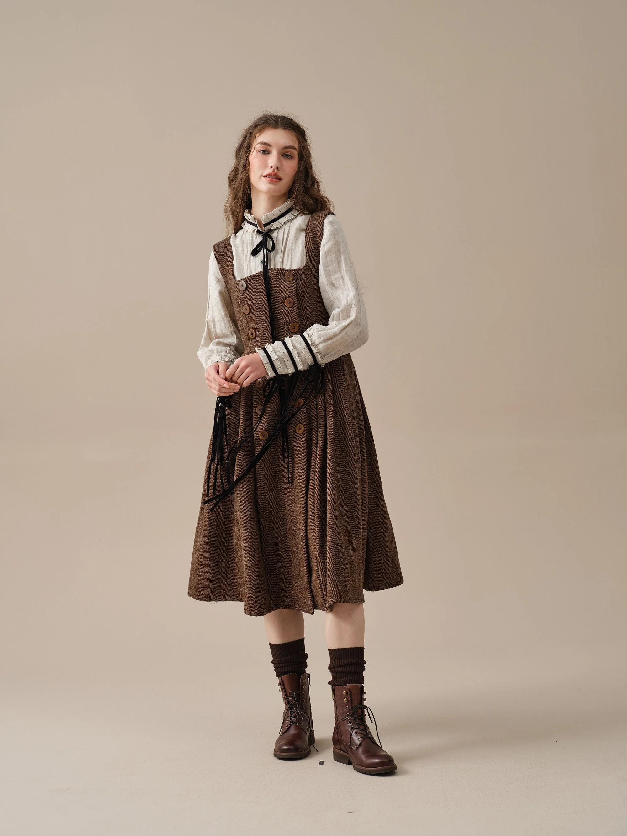 Emma 33 | 100% wool dress - Image 13