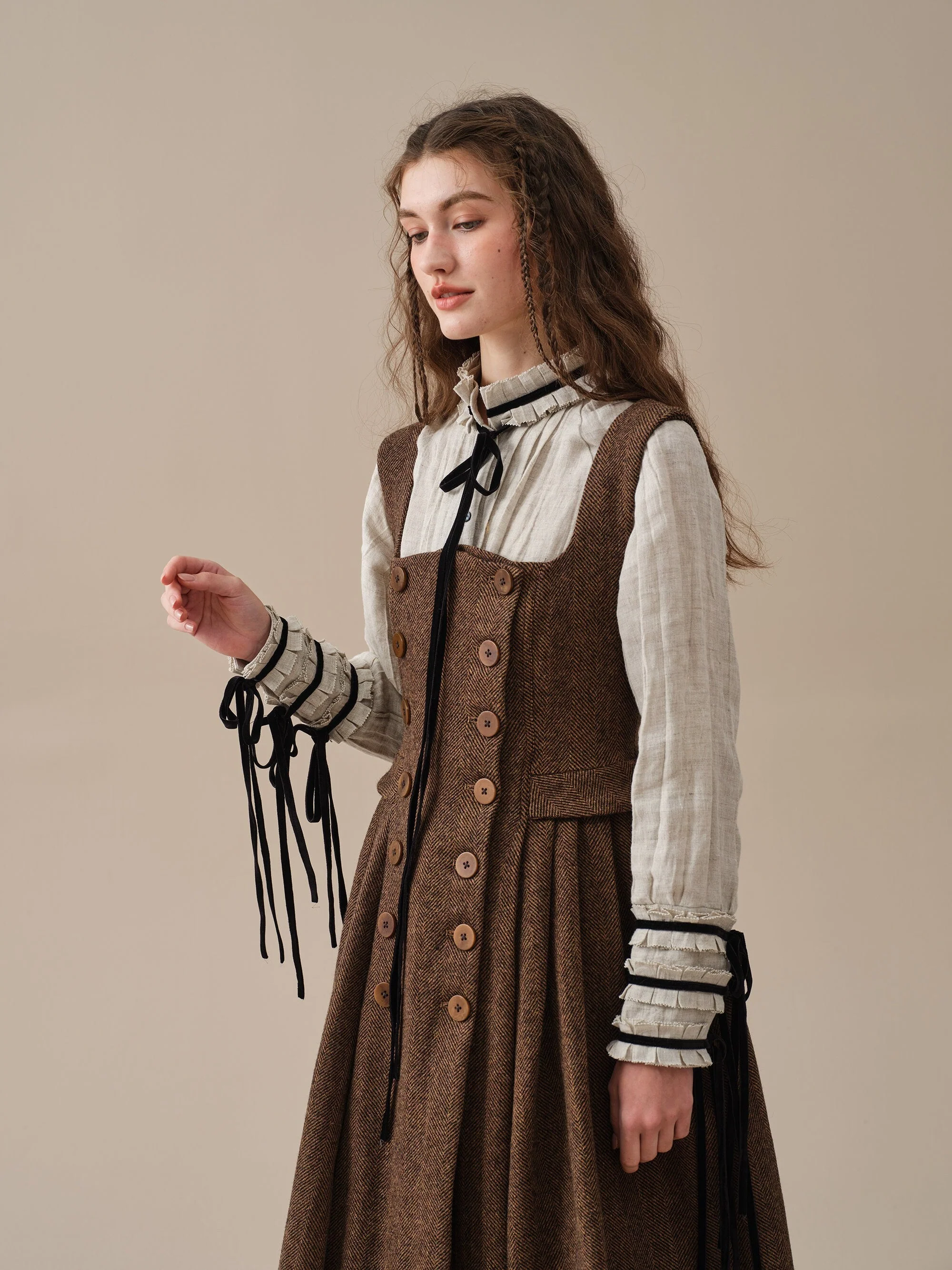 Emma 33 | 100% wool dress - Image 15