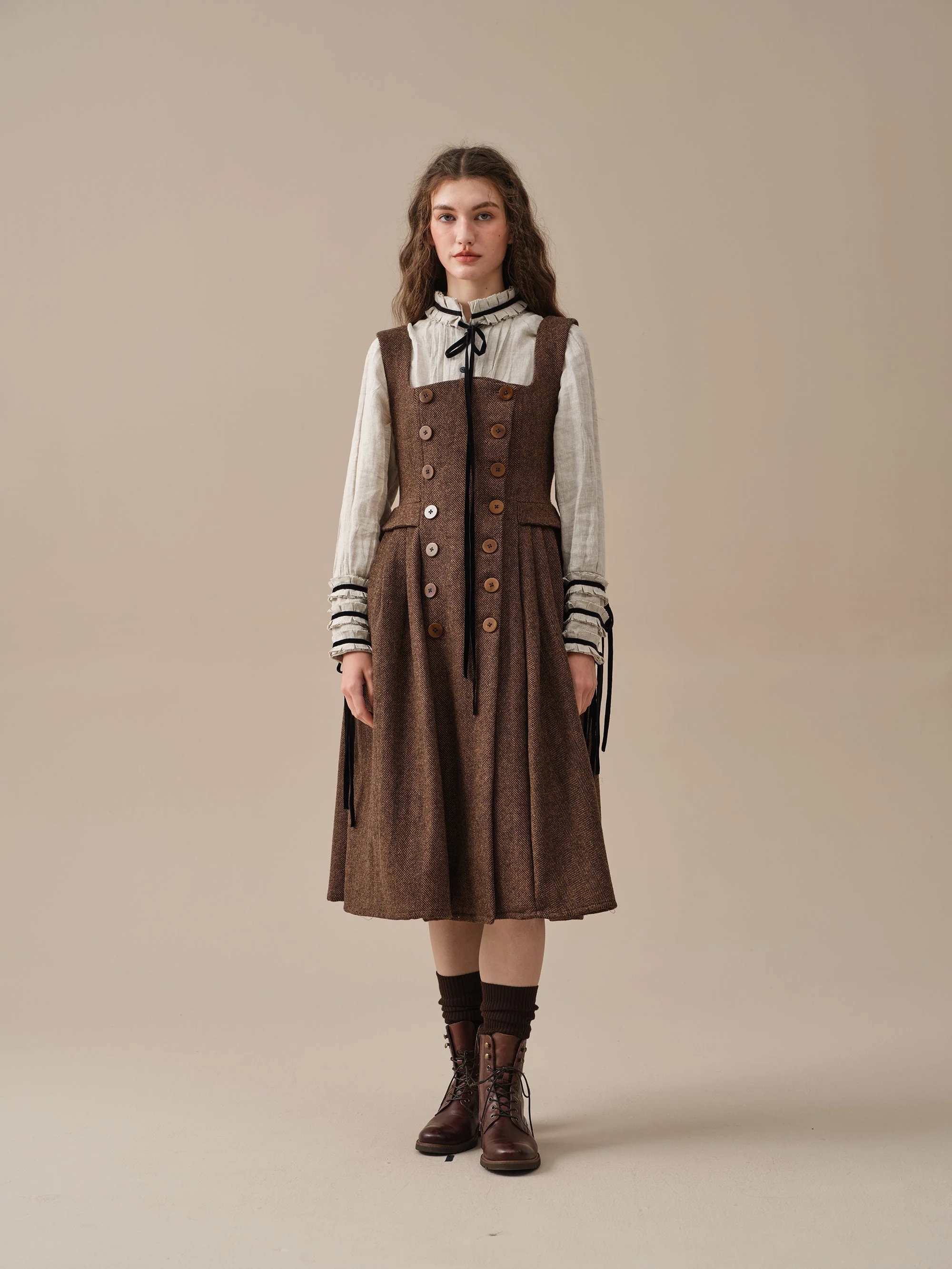 Emma 33 | 100% wool dress - Image 19