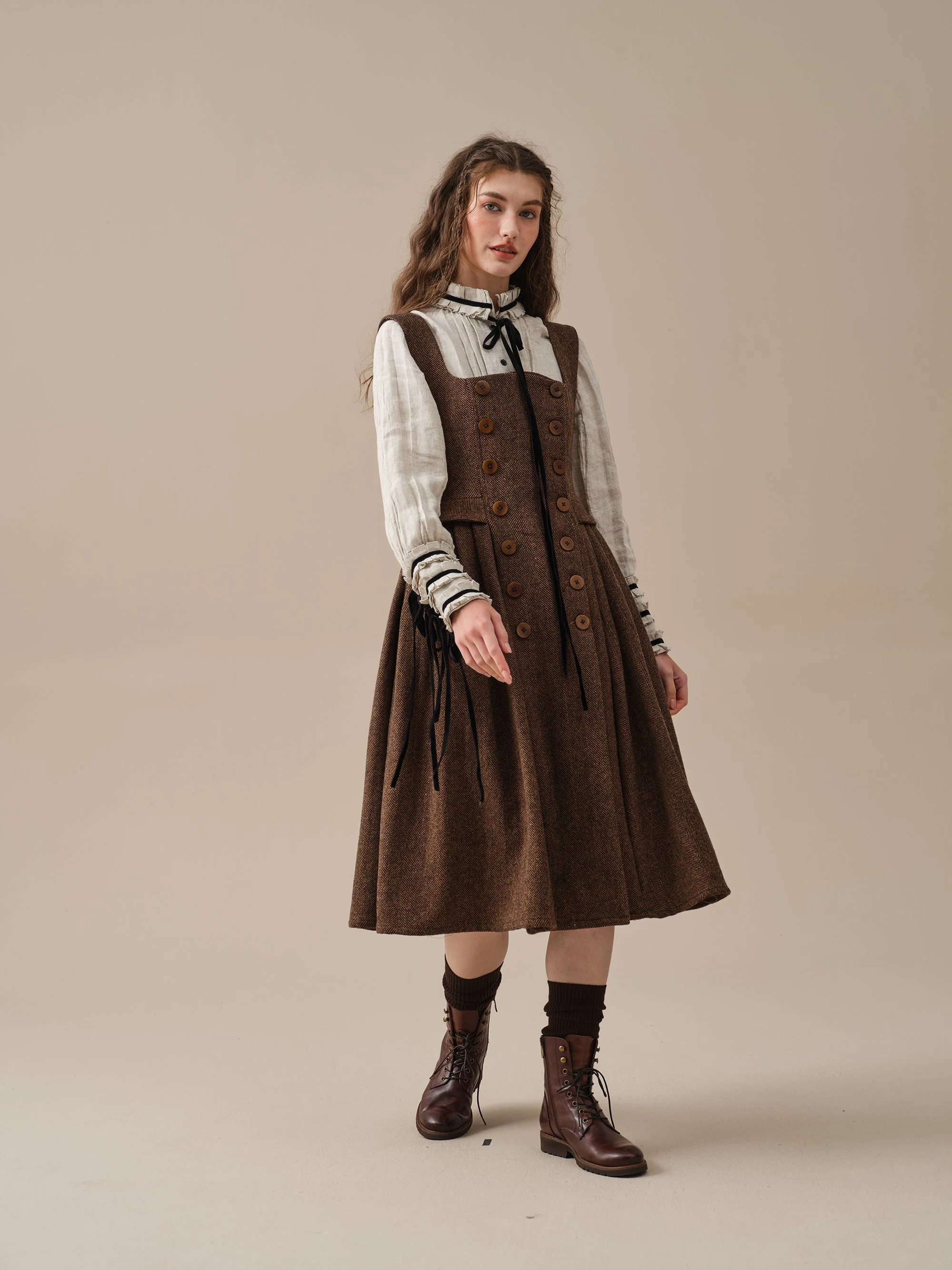Emma 33 | 100% wool dress - Image 22
