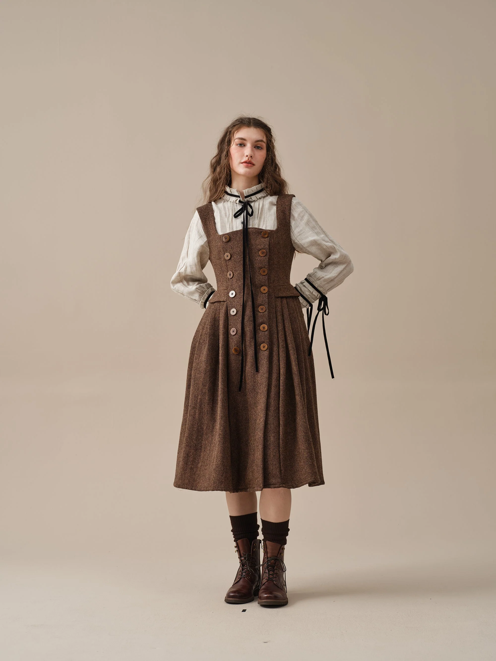 Emma 33 | 100% wool dress - Image 23