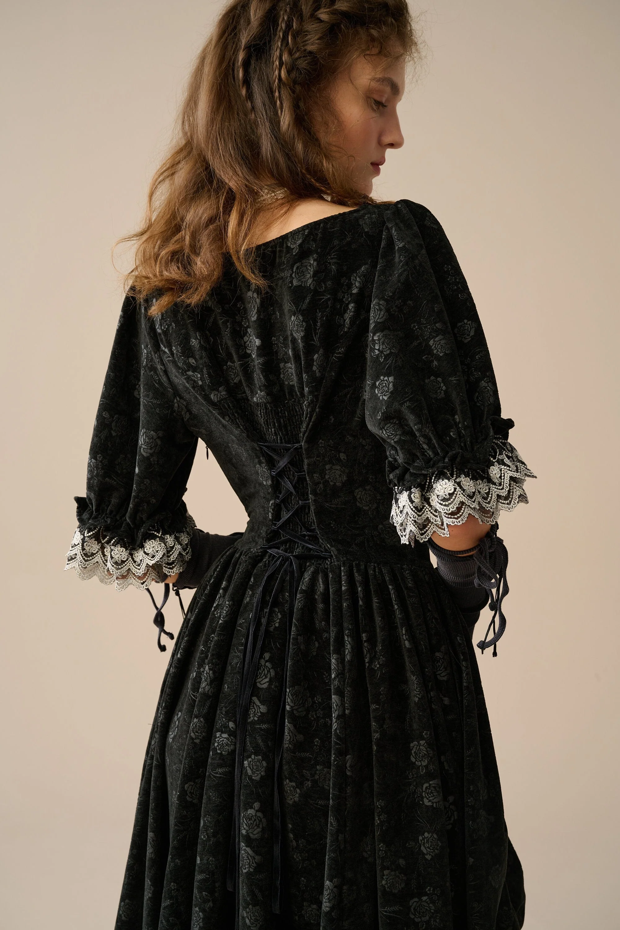 Elowen 27 | Lace velvet dress gown ( 2 way to wear ) - Image 9