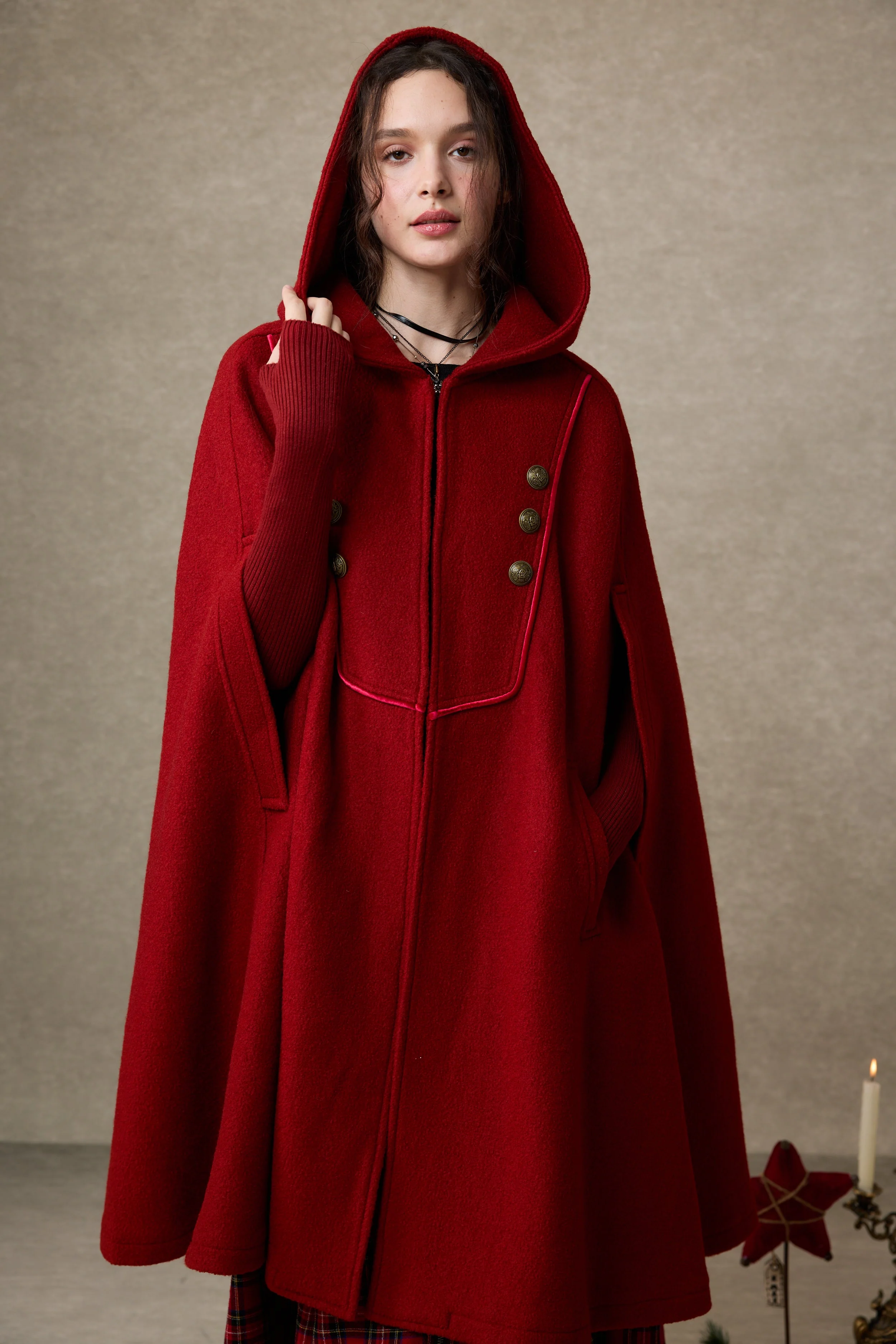 Briar 33 | 100% Wool Hooded Cape Coat - Image 4