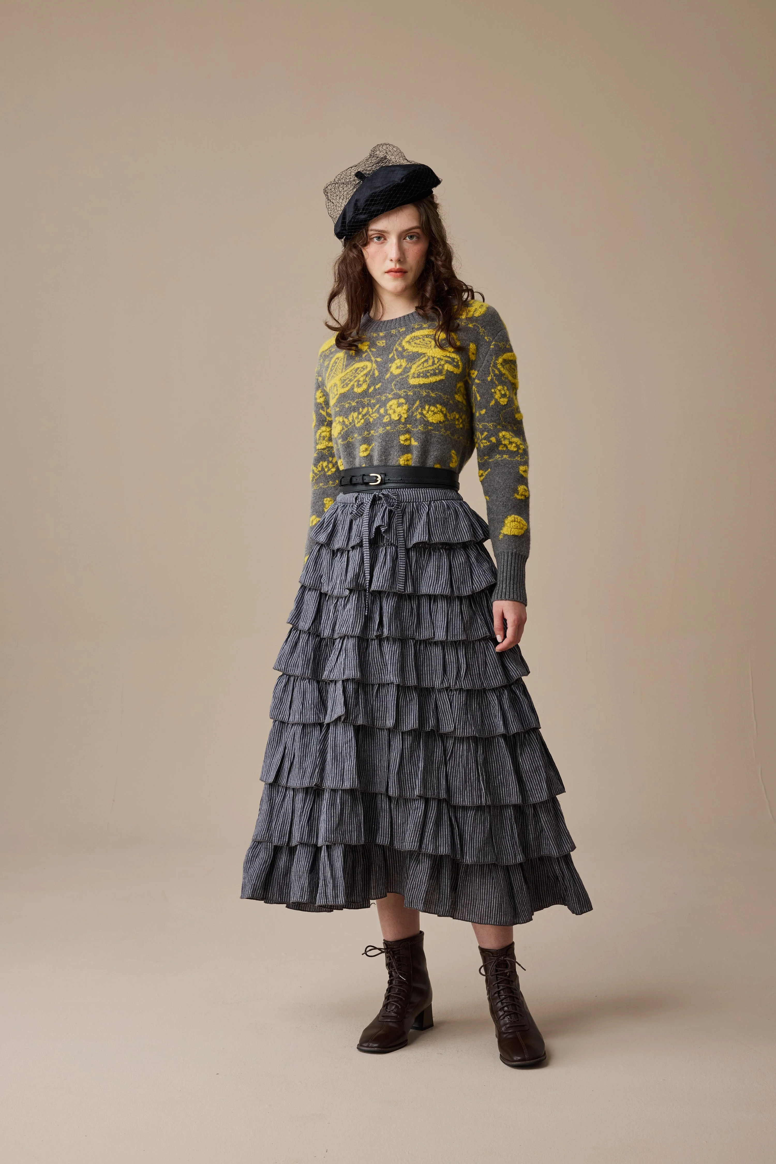 Nutcracker 24 |100% Wool Floral Jumper Sweater - Image 6
