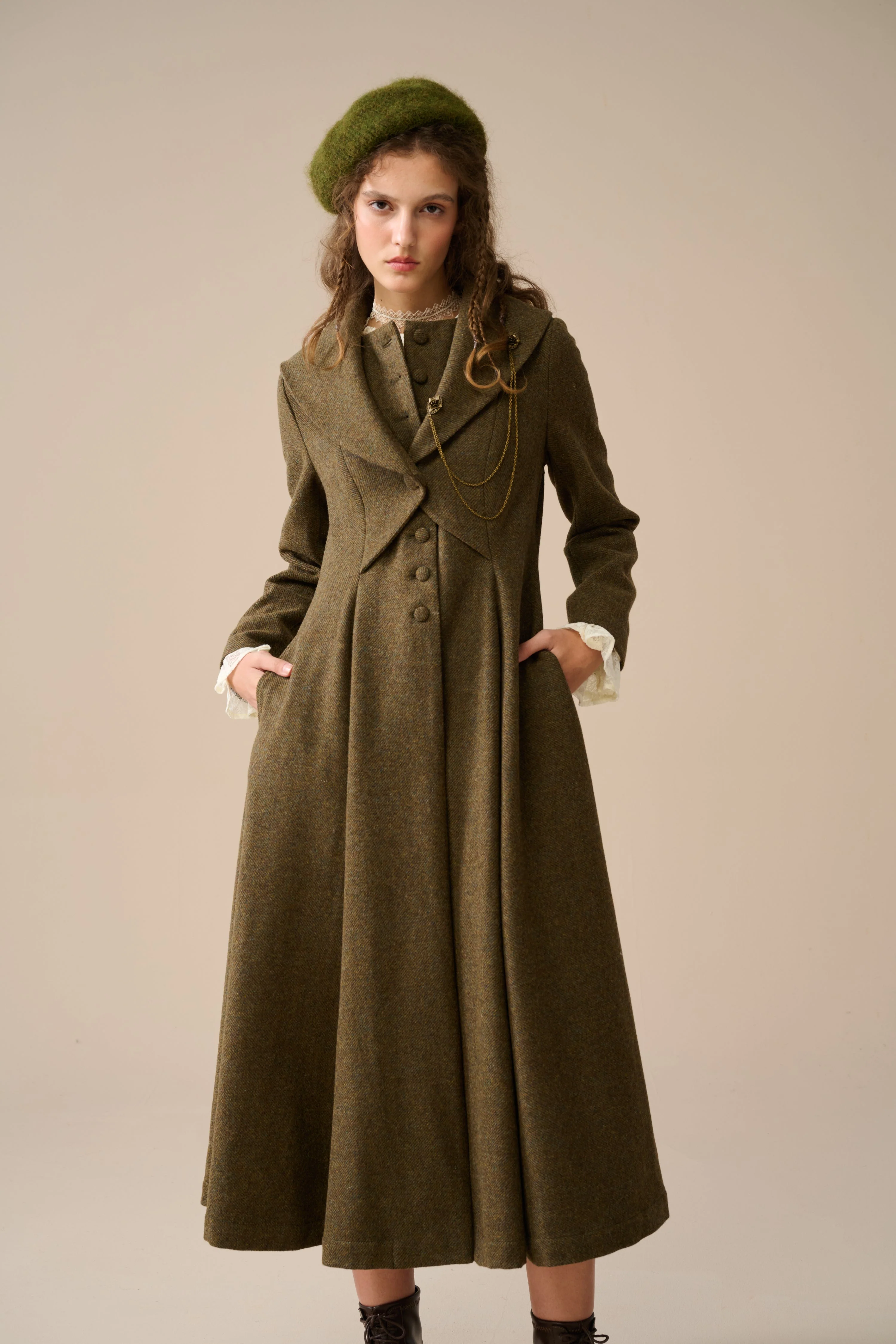 Gemma 17 | 100% wool victorian coat - Image 21