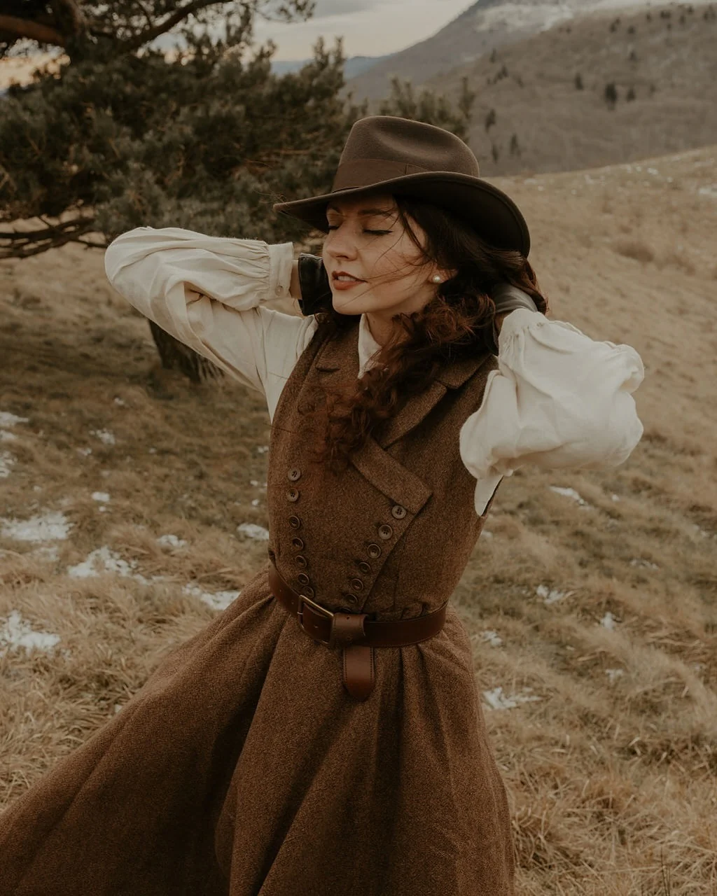 Helen 17| Vintage wool dress - Image 12