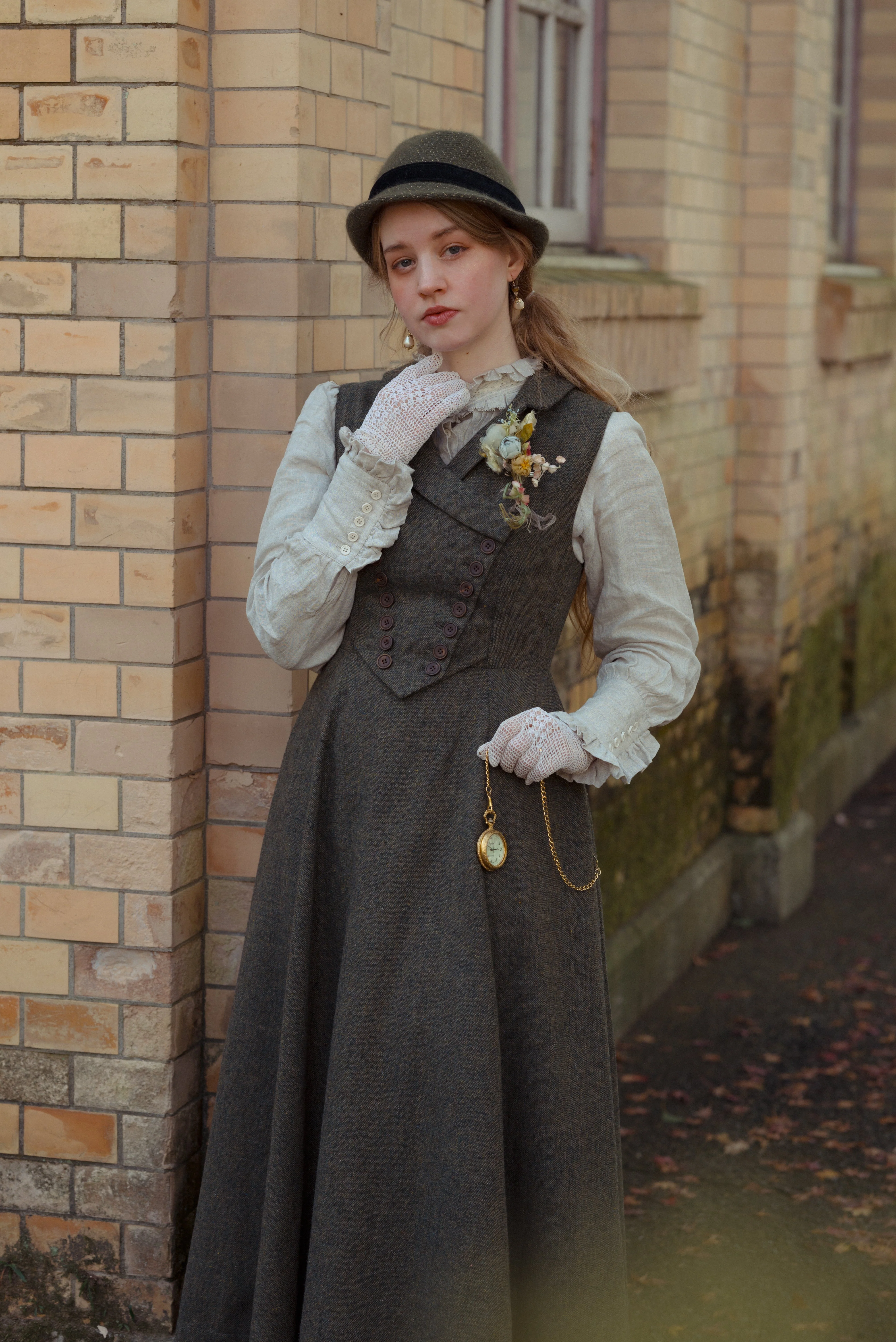 Helen 17| Vintage wool dress - Image 5
