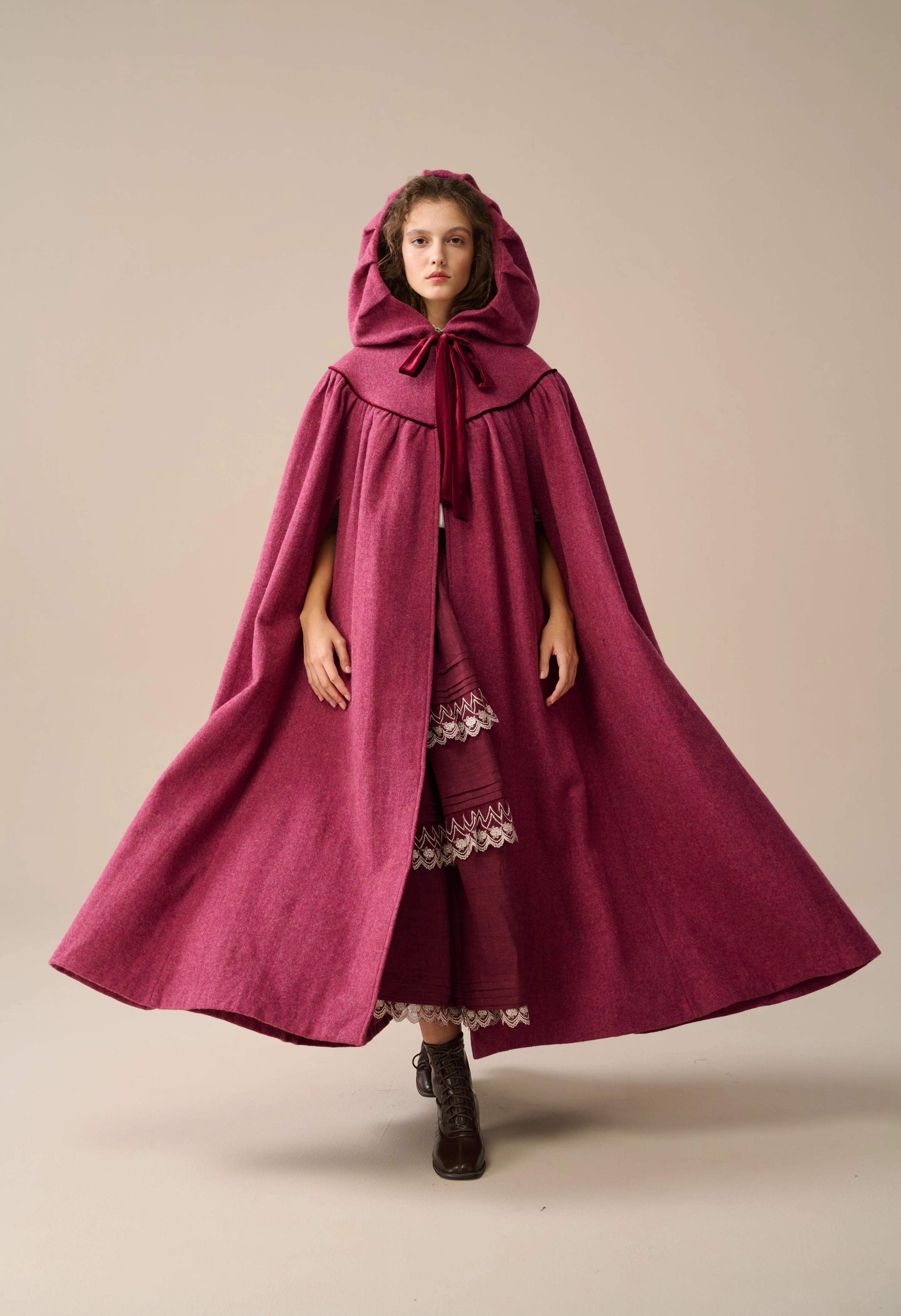 Perfumer 33 | hooded wool cloak - Image 13