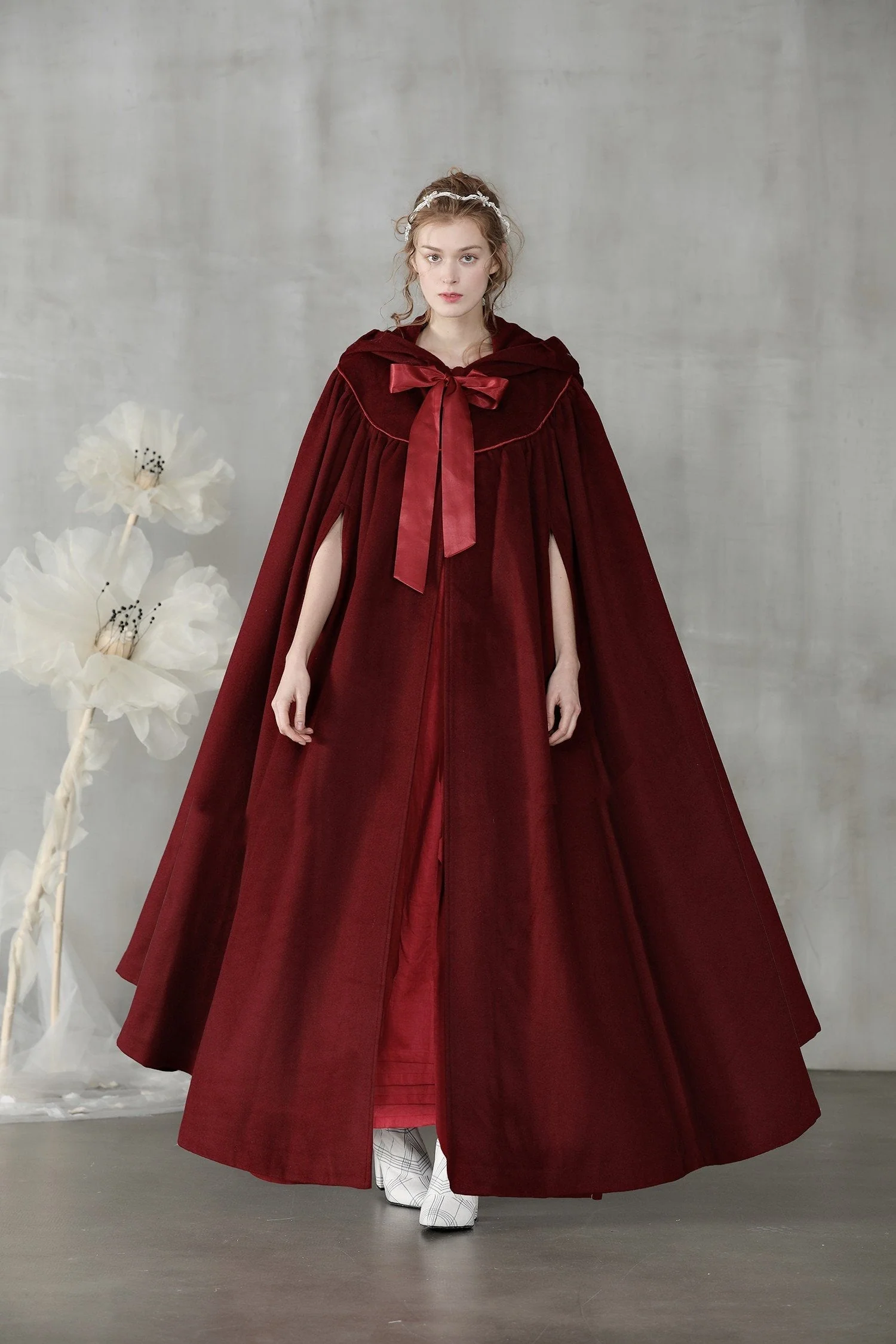 Perfumer 33 | hooded wool cloak - Image 22