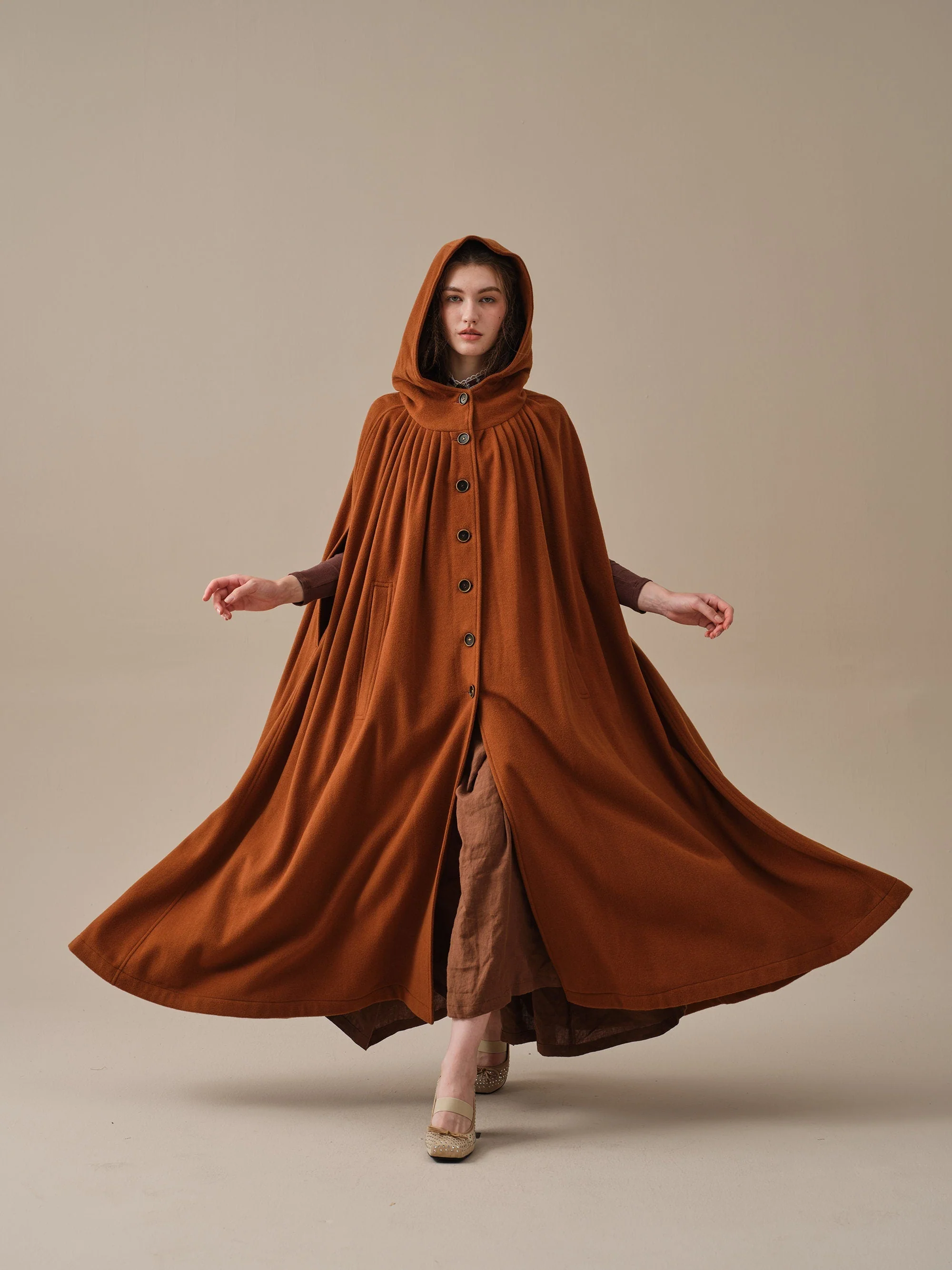 ARIEL 14 | HOODED WOOL CLOAK COAT - Image 3