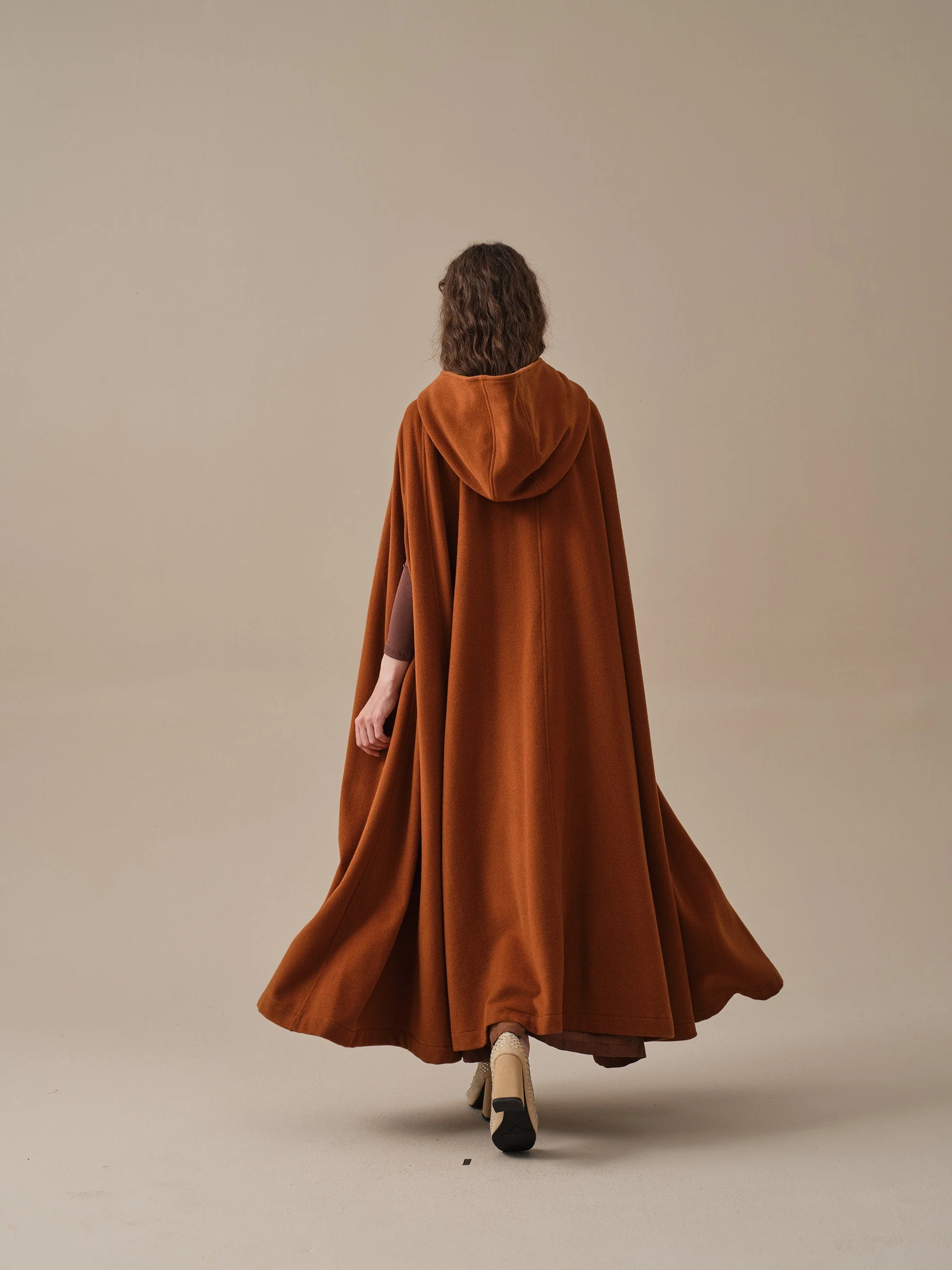 ARIEL 14 | HOODED WOOL CLOAK COAT - Image 6