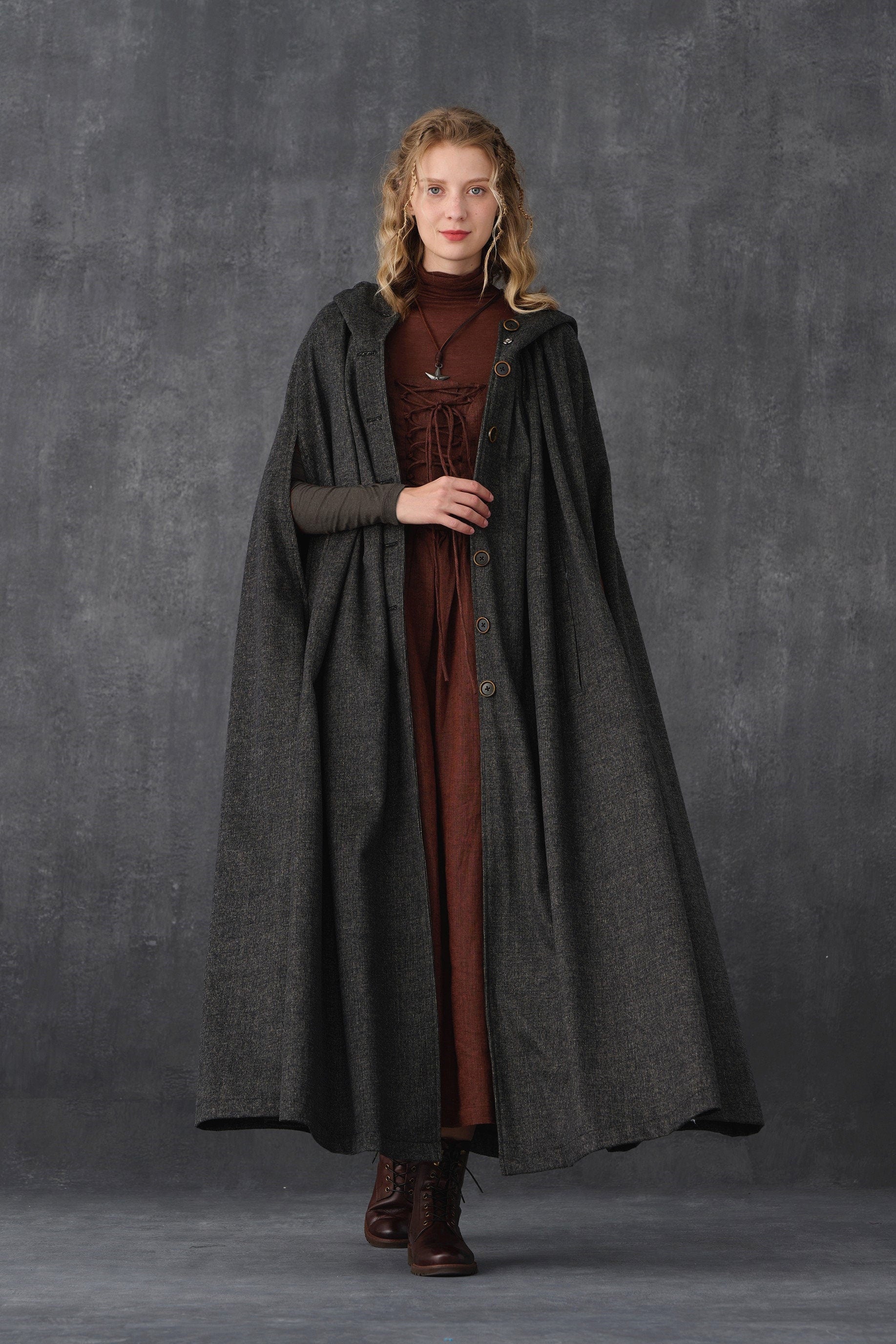 ARIEL 14 | HOODED WOOL CLOAK COAT - Image 5