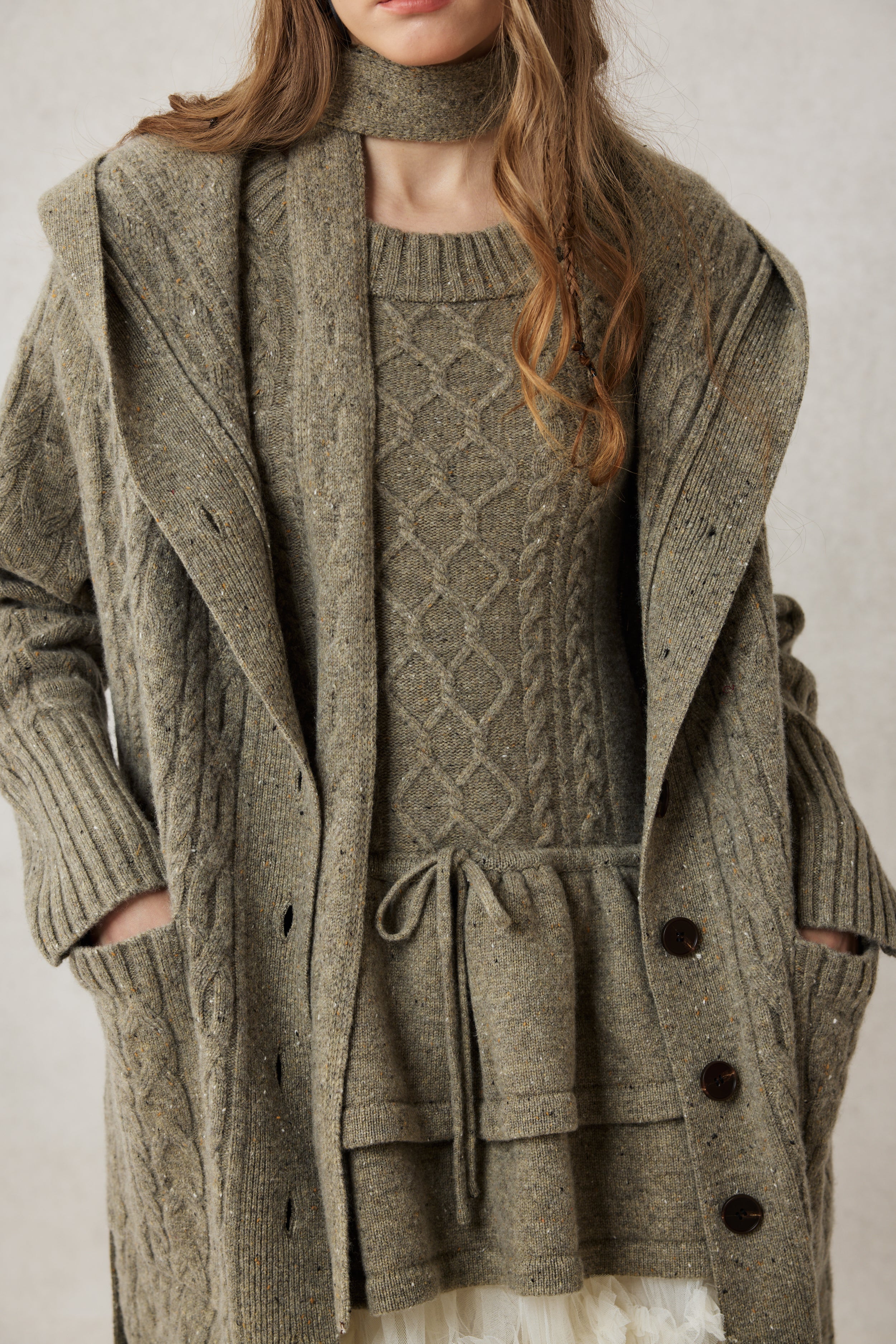 Hudson 15 | 100% wool hooded cardigan coat - Image 9