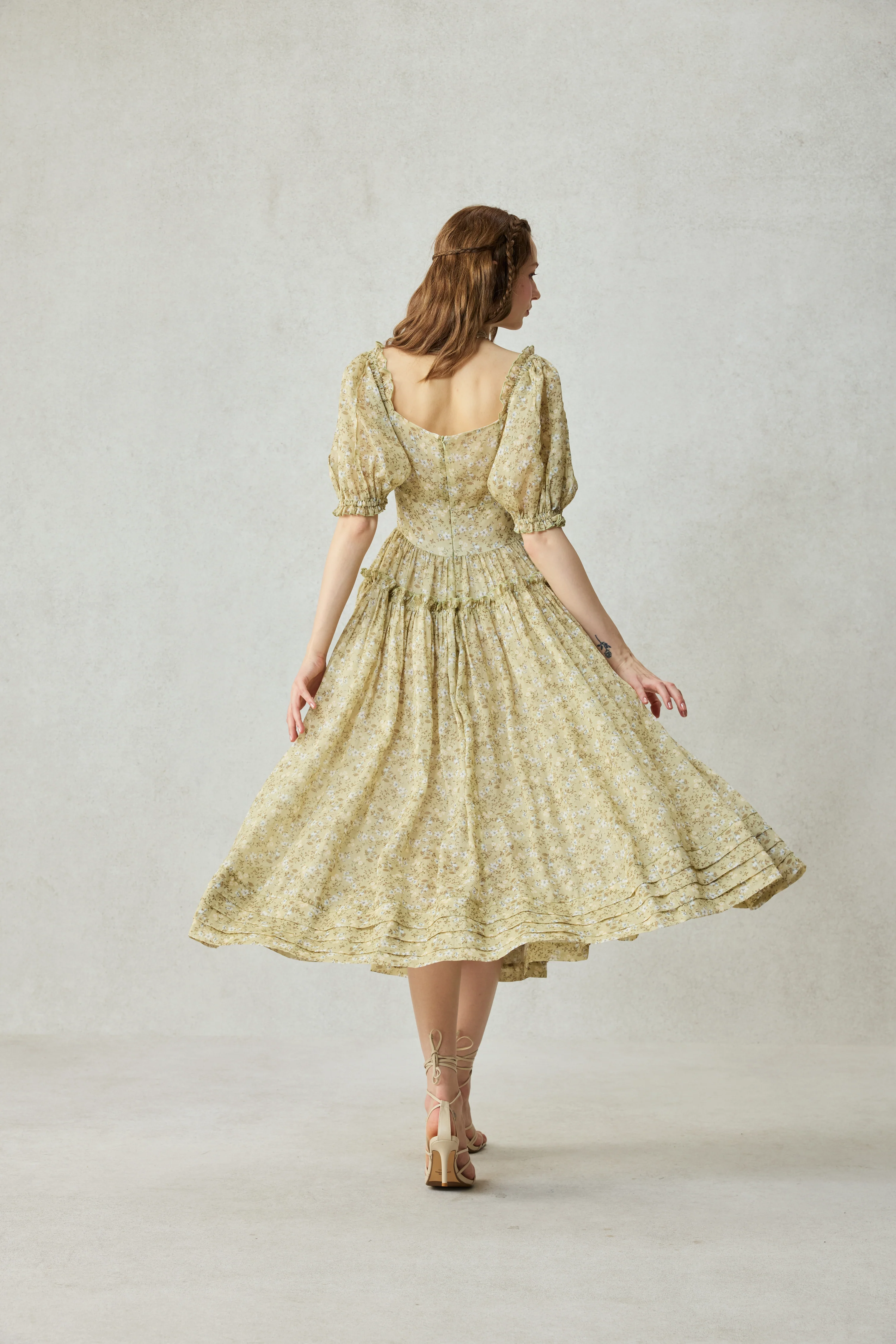 Julia 35 | Floral linen dress - Image 10