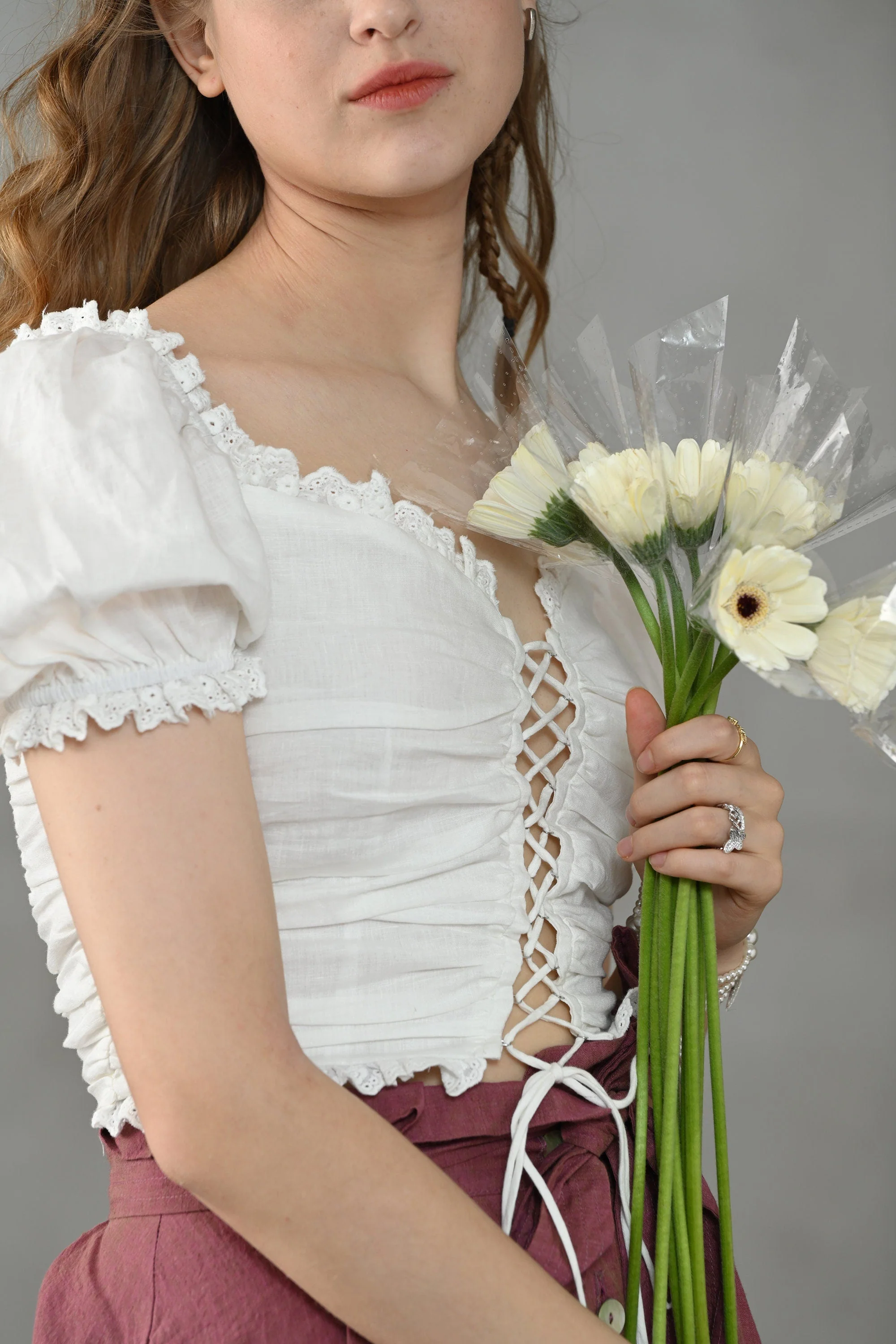 Jasmine 31 | lace-up white linen blouse - Image 5