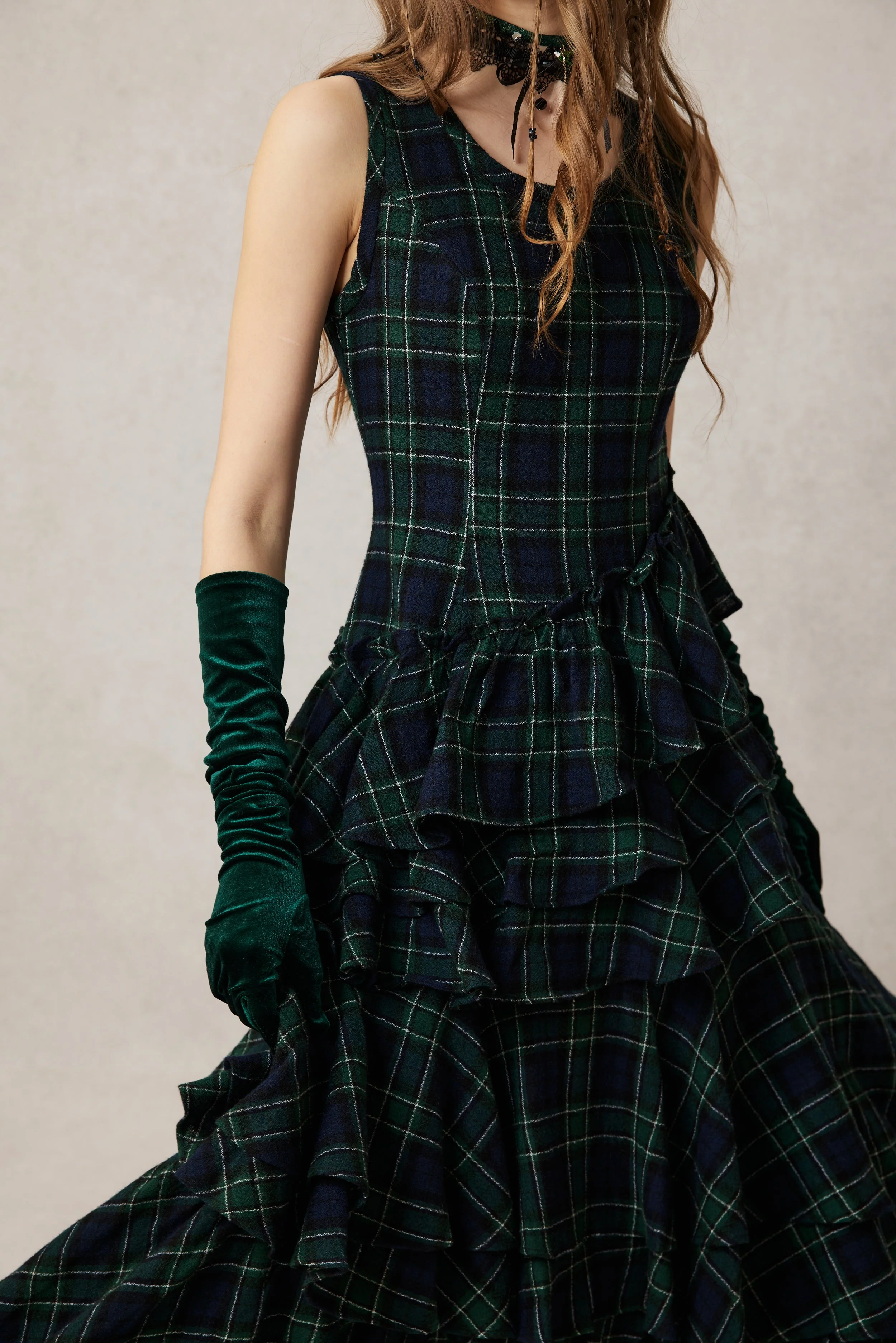 Luxurious Extra-Long Velvet Sleeves - Image 8