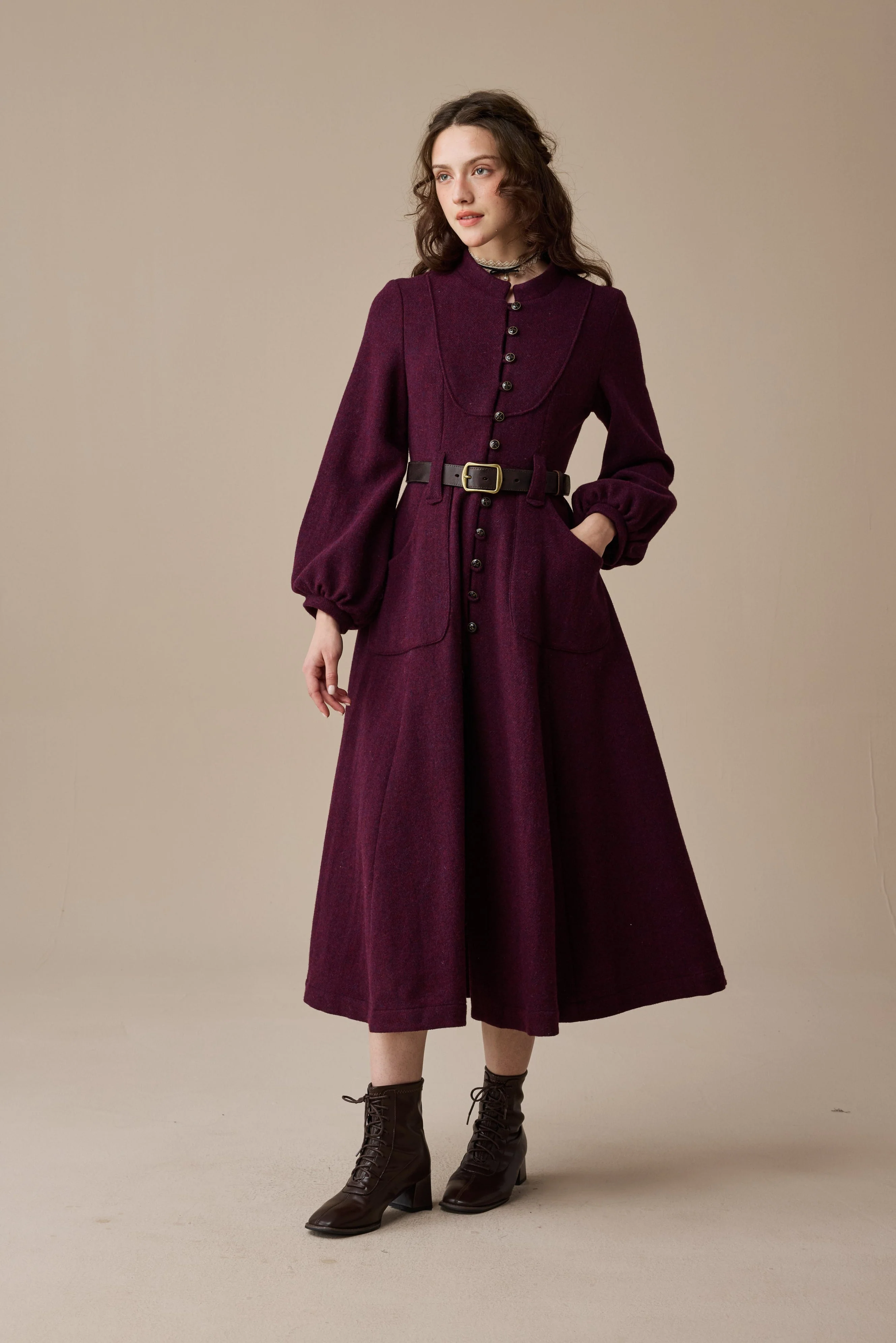 Margaret 25|100% wool buttoned down coat - Image 4