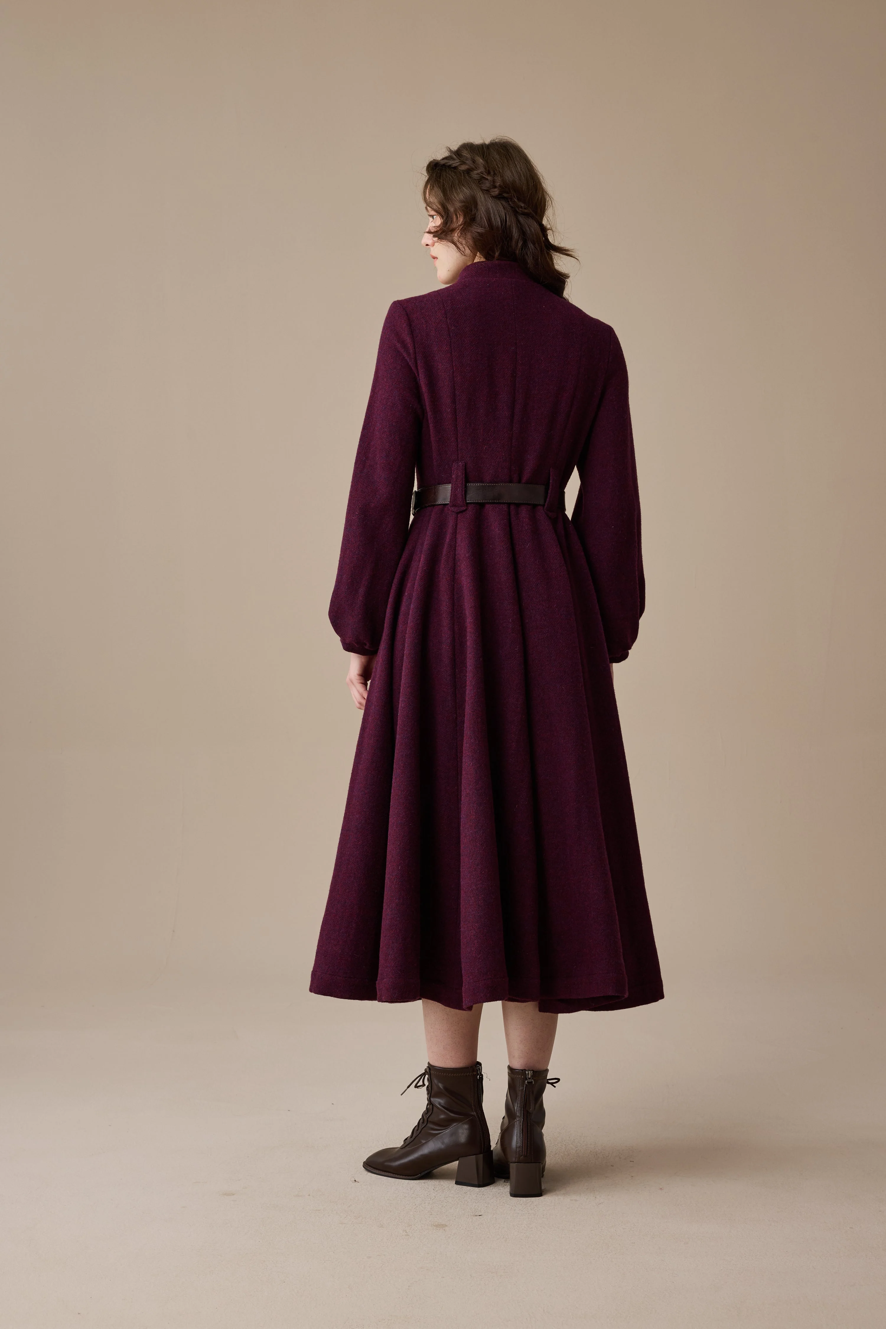 Margaret 25|100% wool buttoned down coat - Image 7